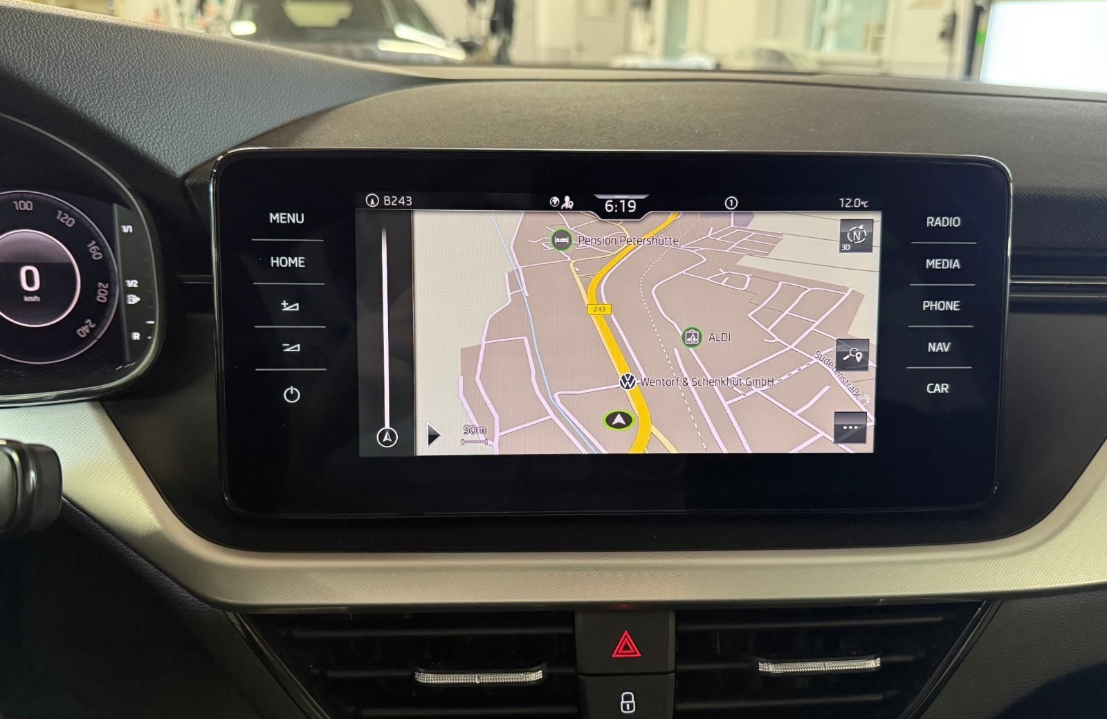 Kamiq 1.0 TSI Ambition DSG LED Navi ACC AHK ACC