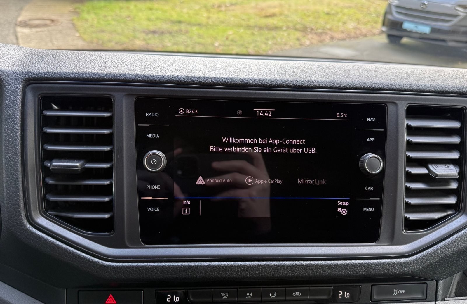 Crafter 35 Kasten MR HD 2.0 TDI Autom. LED Navi AHK ACC RFK