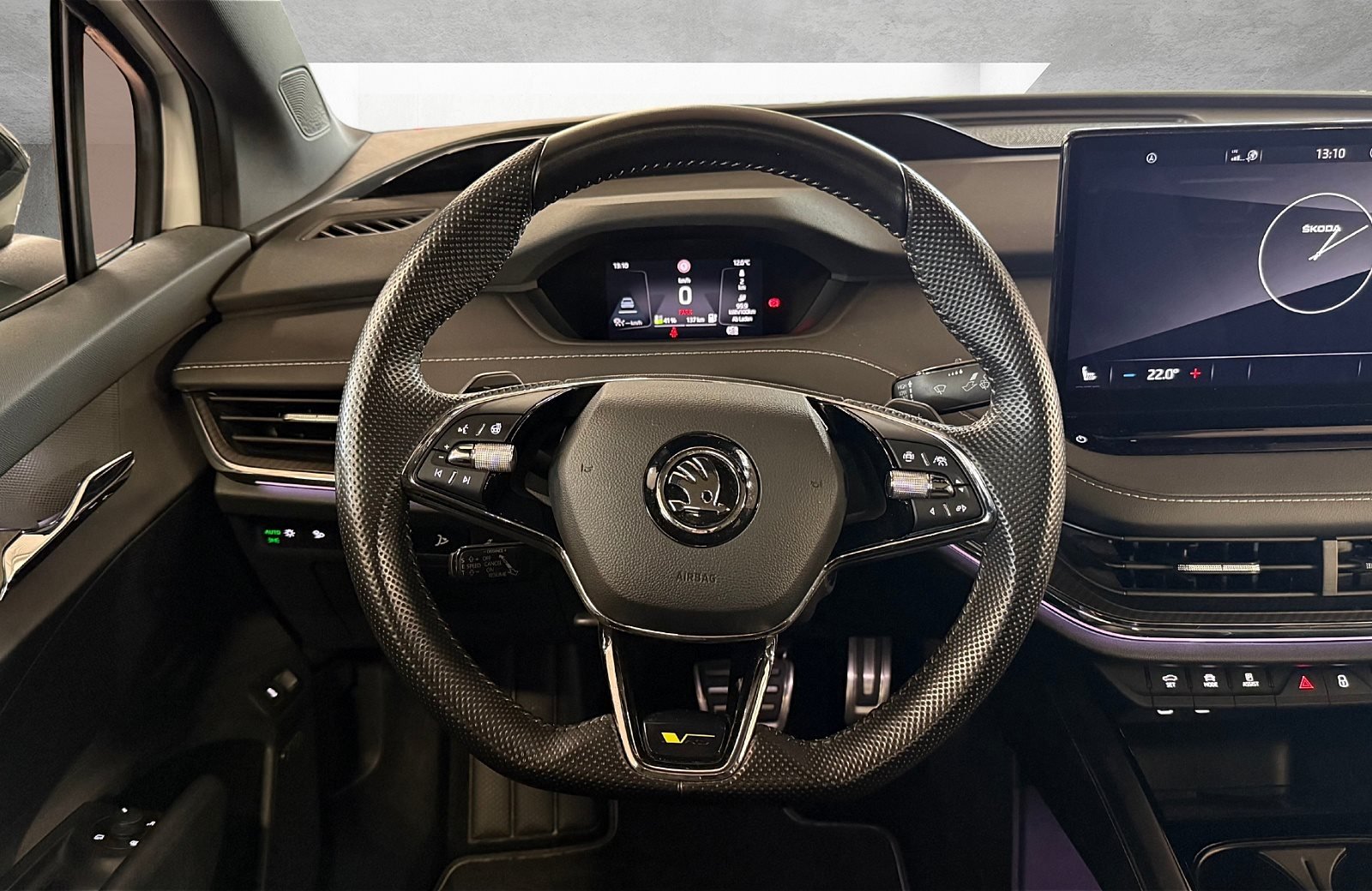 Enyaq Coupé RS Suite LED Navi ACC HuD AHK Wärmepumpe