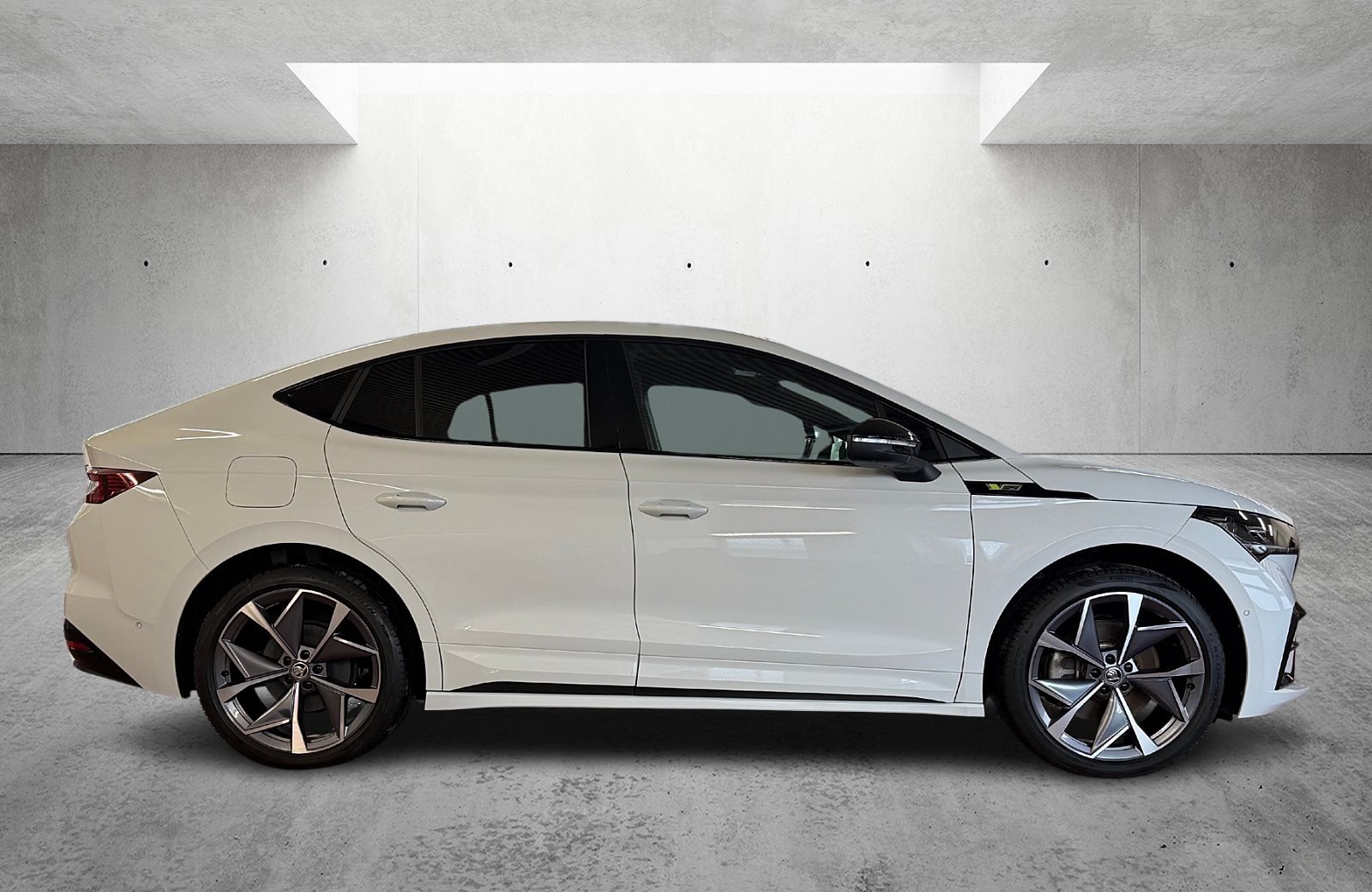 Enyaq Coupé RS Suite LED Navi ACC HuD AHK Wärmepumpe