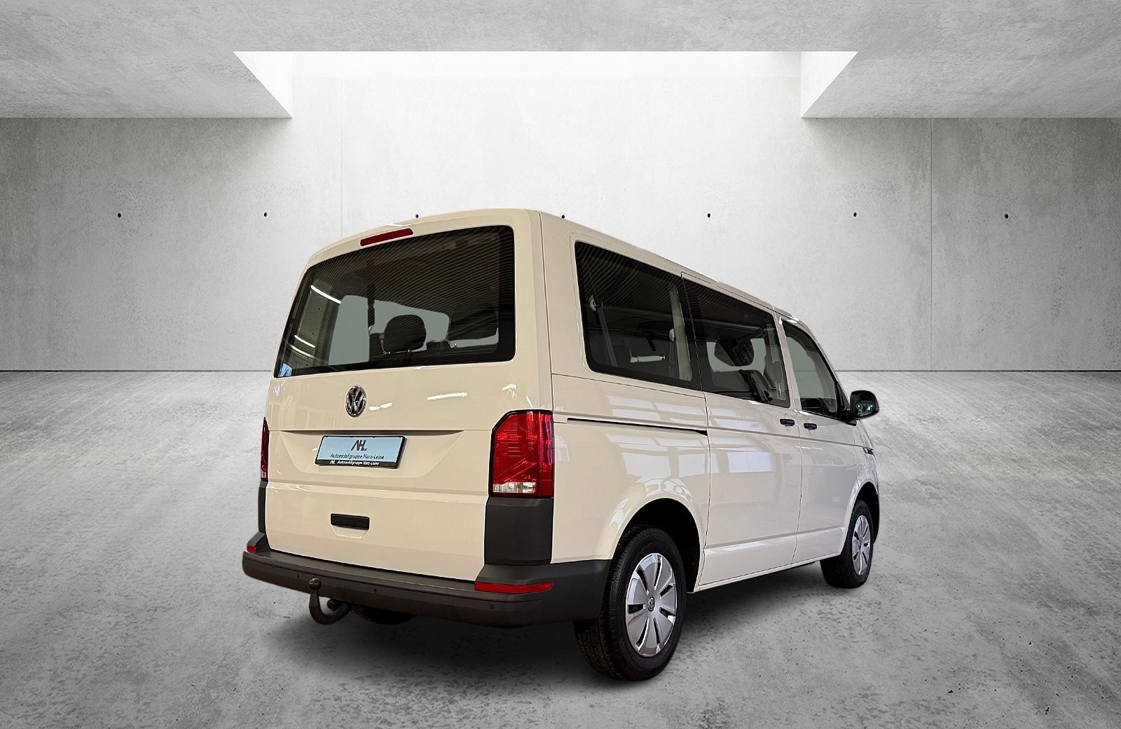 Transporter Kombi 2.0 TDI 9Sitzer Klima AHK AHK