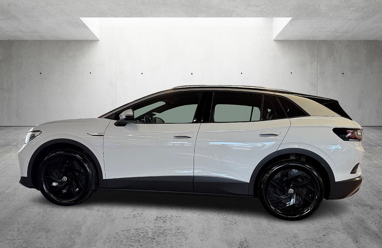 ID.4 Pro Performance LED Navi PDC AHK AHK AUT