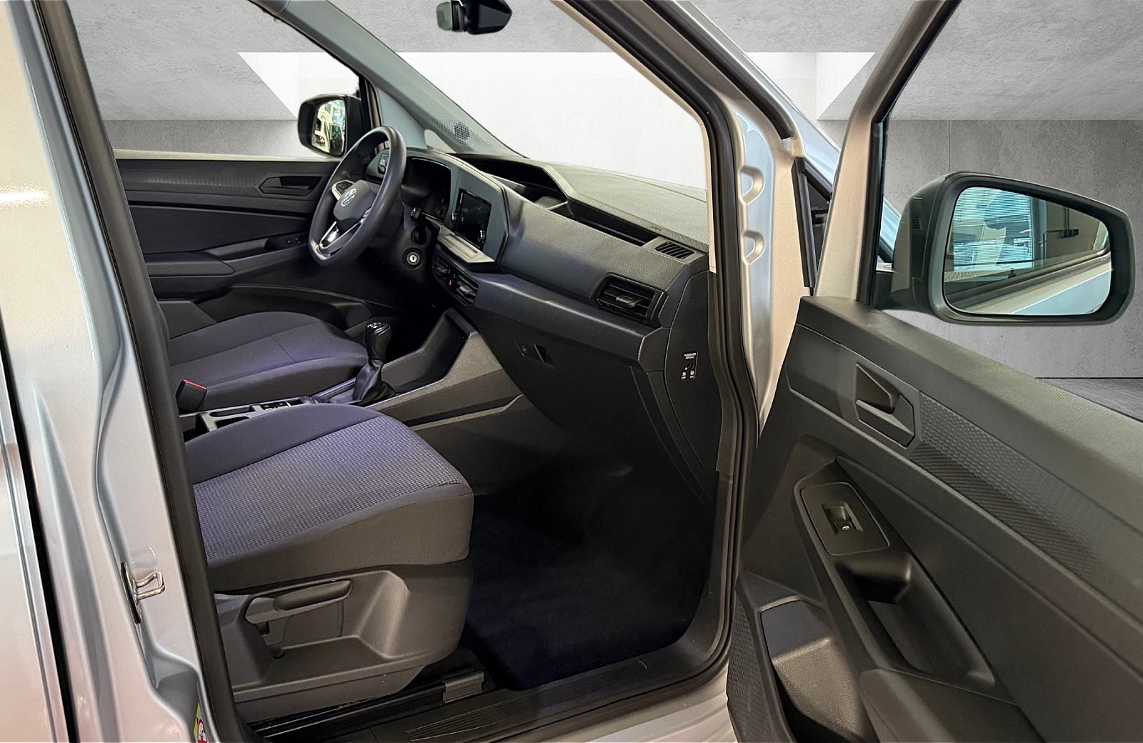 Caddy Cargo 2.0 TDI Klima AHK RFK SHZ Flügeltüren