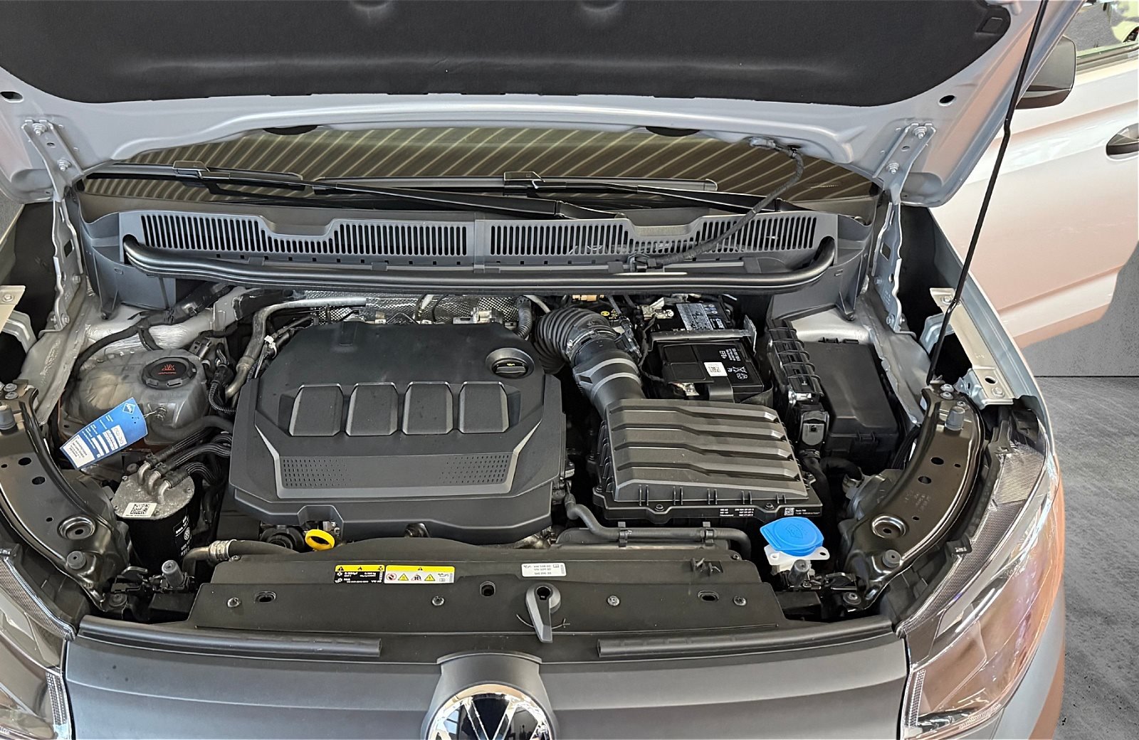 Caddy Cargo 2.0 TDI Klima AHK RFK SHZ Flügeltüren