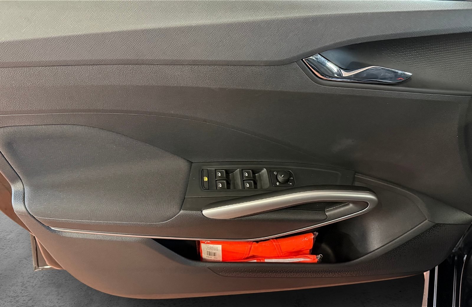 Fabia 1.0 TSI Tour AHK Navi ACC RFK SmartLink LM