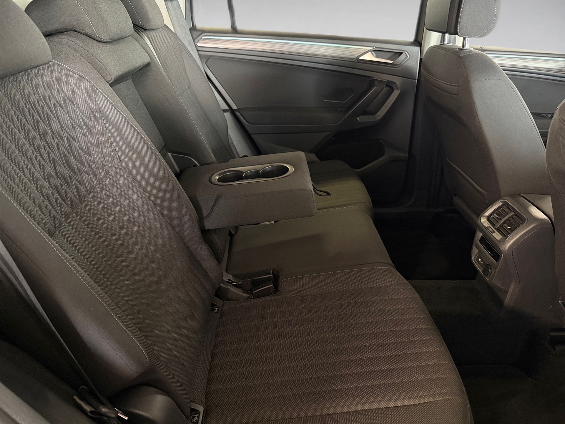 Tiguan Allspace 2.0 TDI Life DSG LED Navi ACC AHK