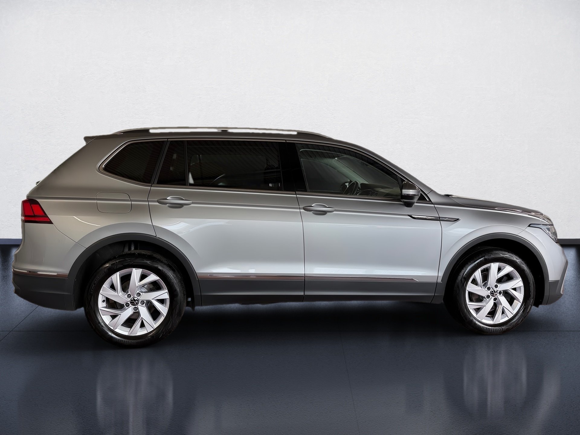 Tiguan Allspace 2.0 TDI Life DSG LED Navi ACC AHK