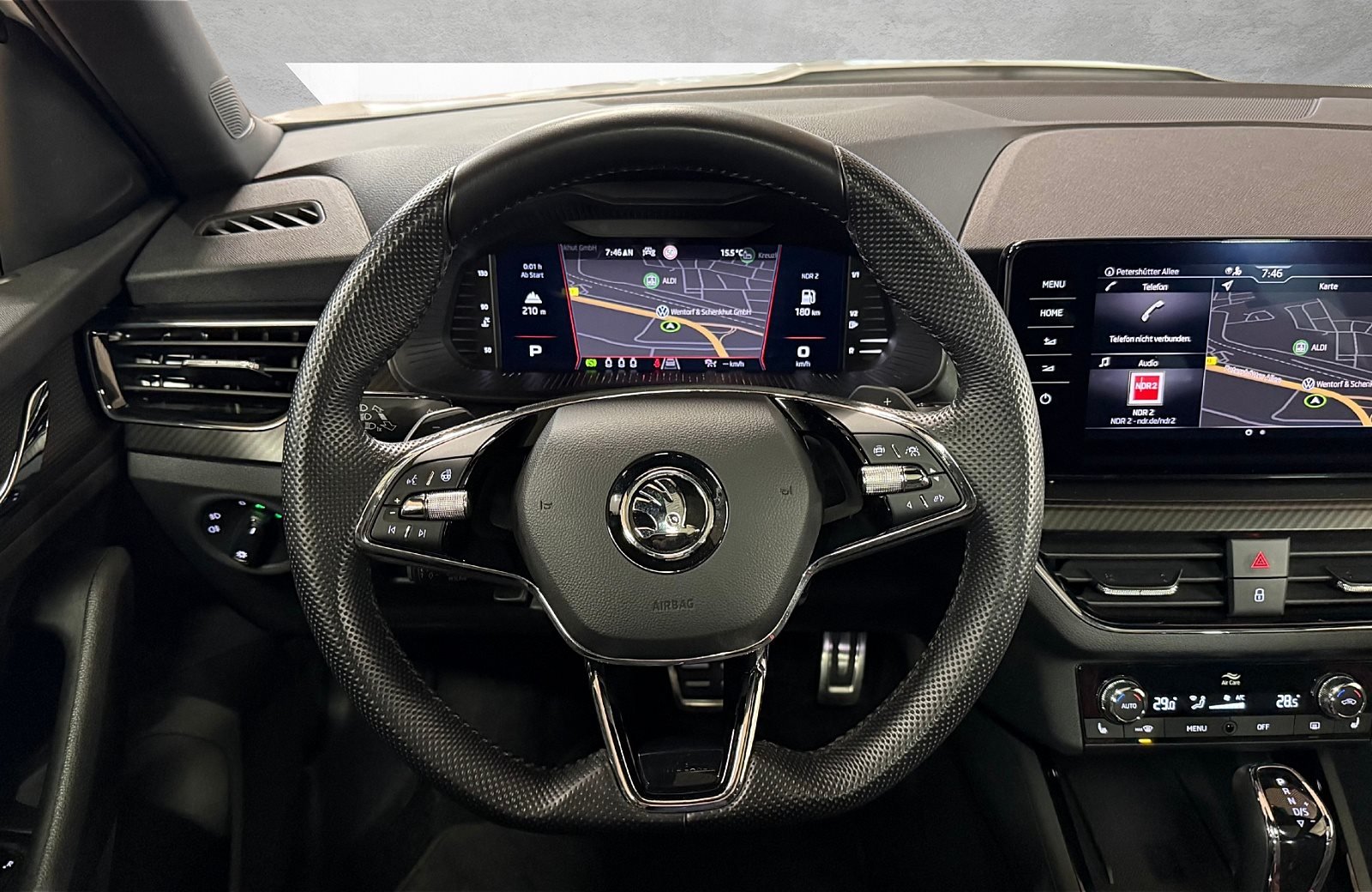 Kamiq 1.5 TSI Monte Carlo DSG LED Navi ACC Pano RFK