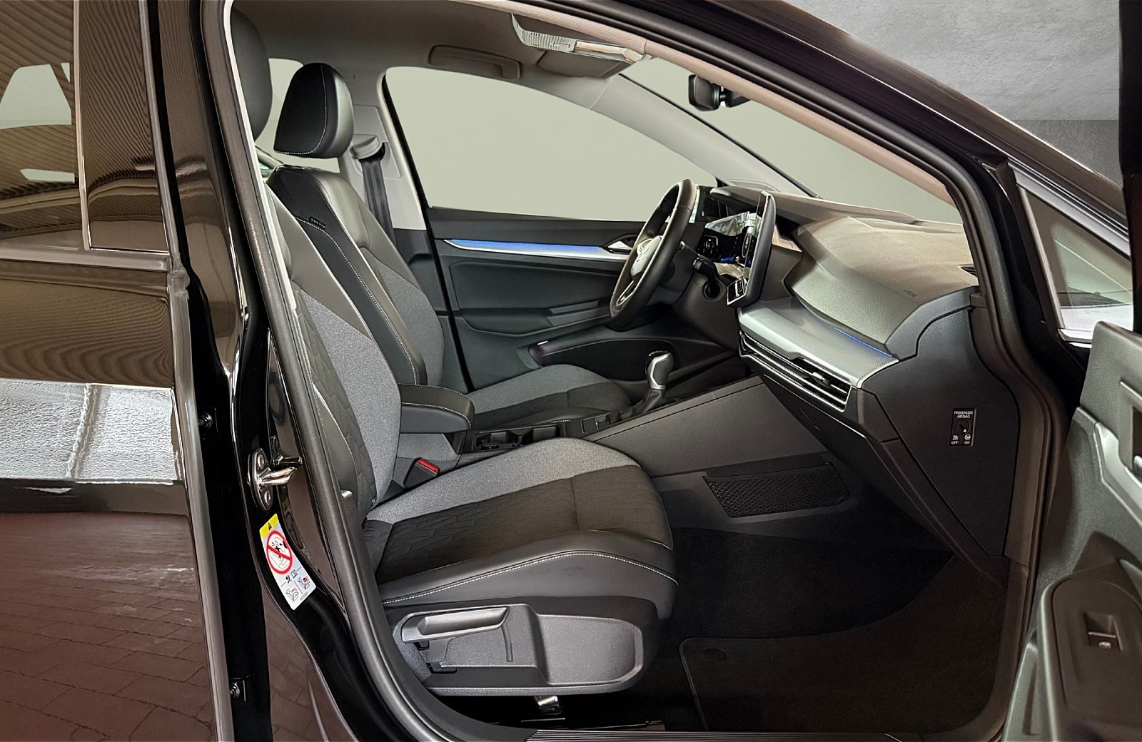 Golf VIII 1.5 TSI Goal AHK LED+ ACC Navi Sitzhzg.