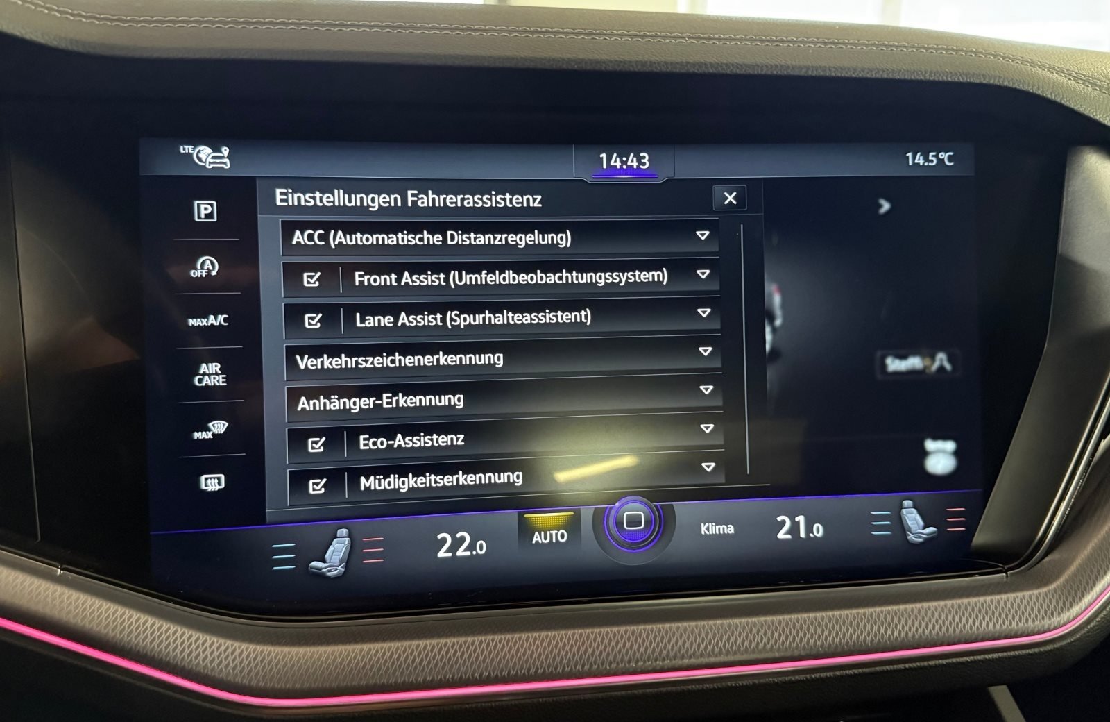 Touareg R-Line 3.0 TDI R-Line Black Style 4M Matrix Luft AHK Leder Standhzg.