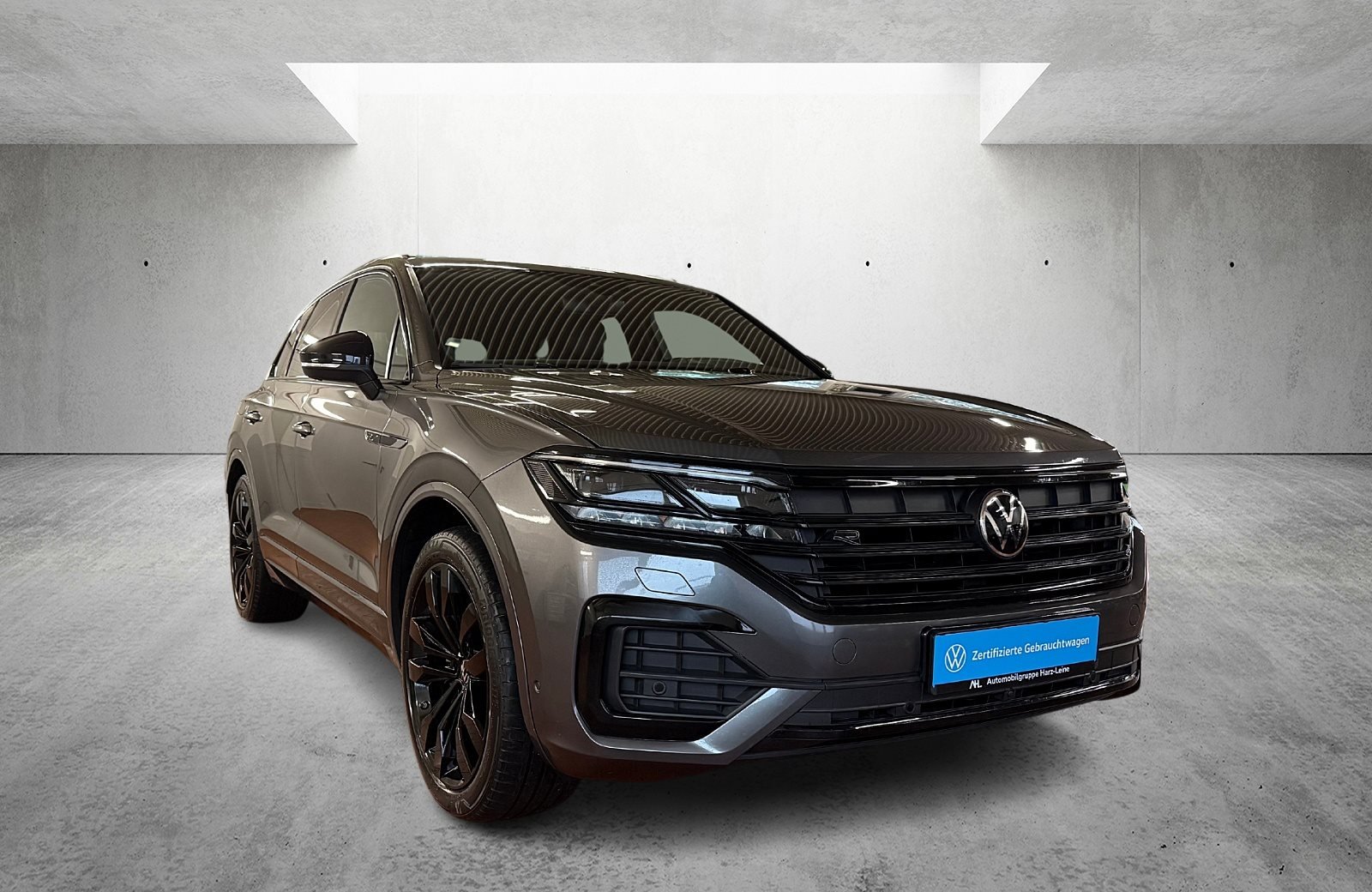 Touareg R-Line 3.0 TDI R-Line Black Style 4M Matrix Luft AHK Leder Standhzg.