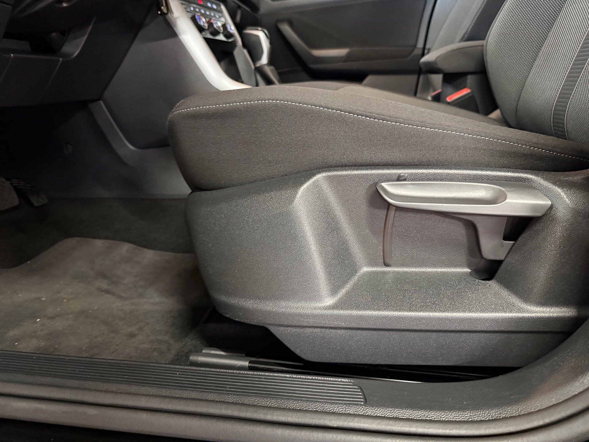 T-Roc 1.5 TSI Life DSG LED AHK App-Connect RFK