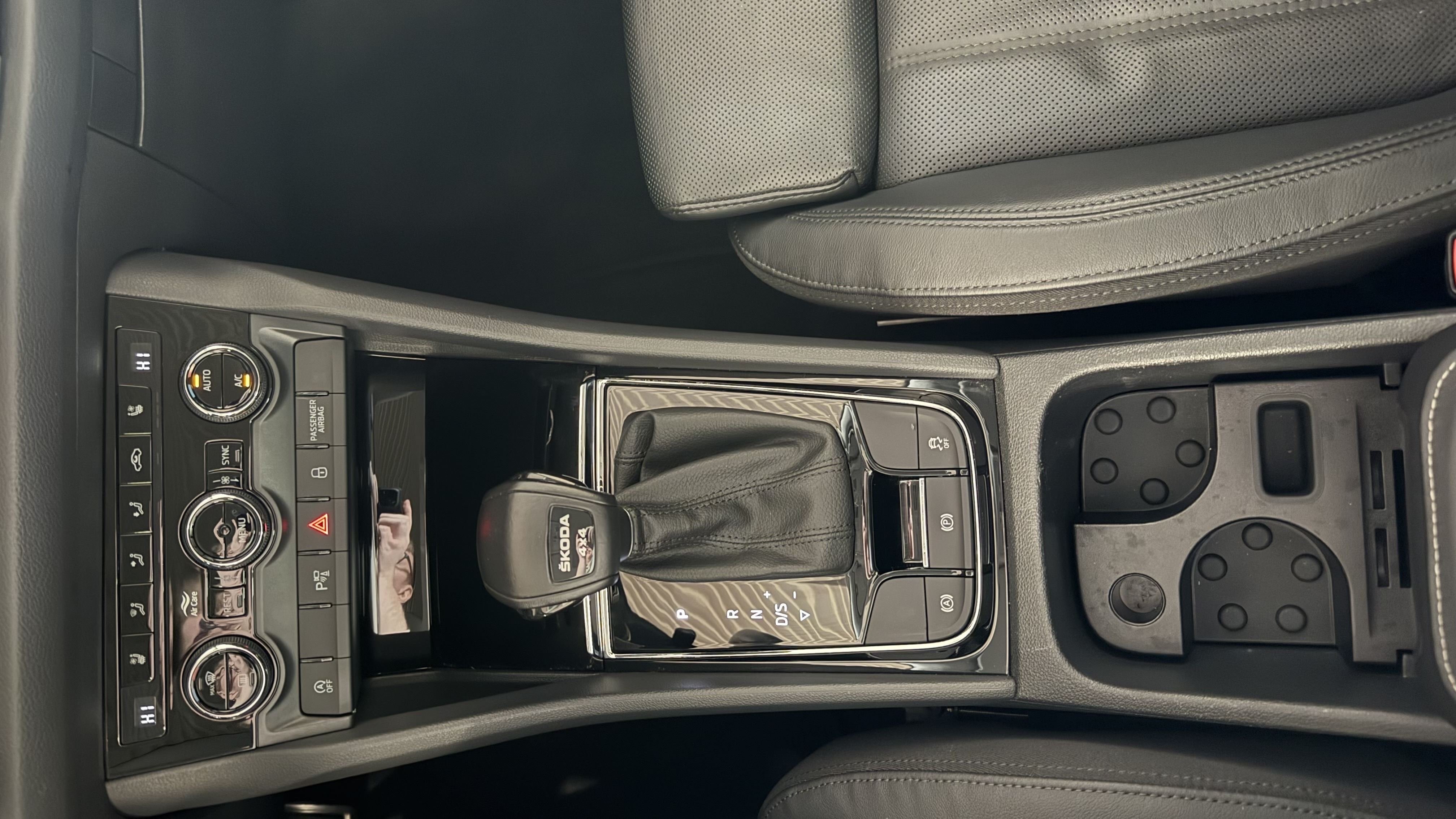 Kodiaq 2.0 TDI L&K 4x4 DSG Matrix Navi ACC Pano Leder