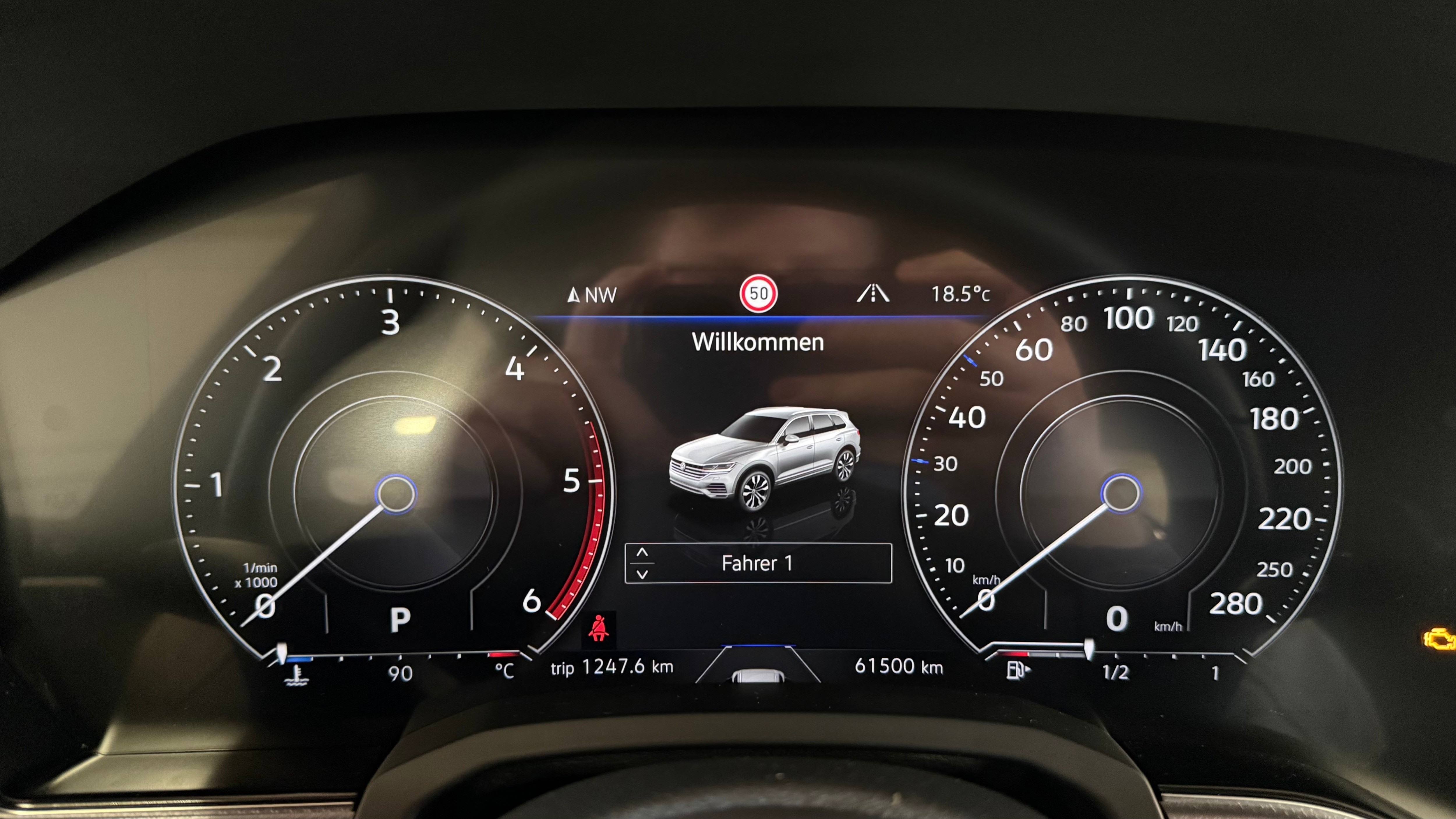 Touareg 3.0 TDI V6 R-Line Tiptronic LED Navi ACC Leder