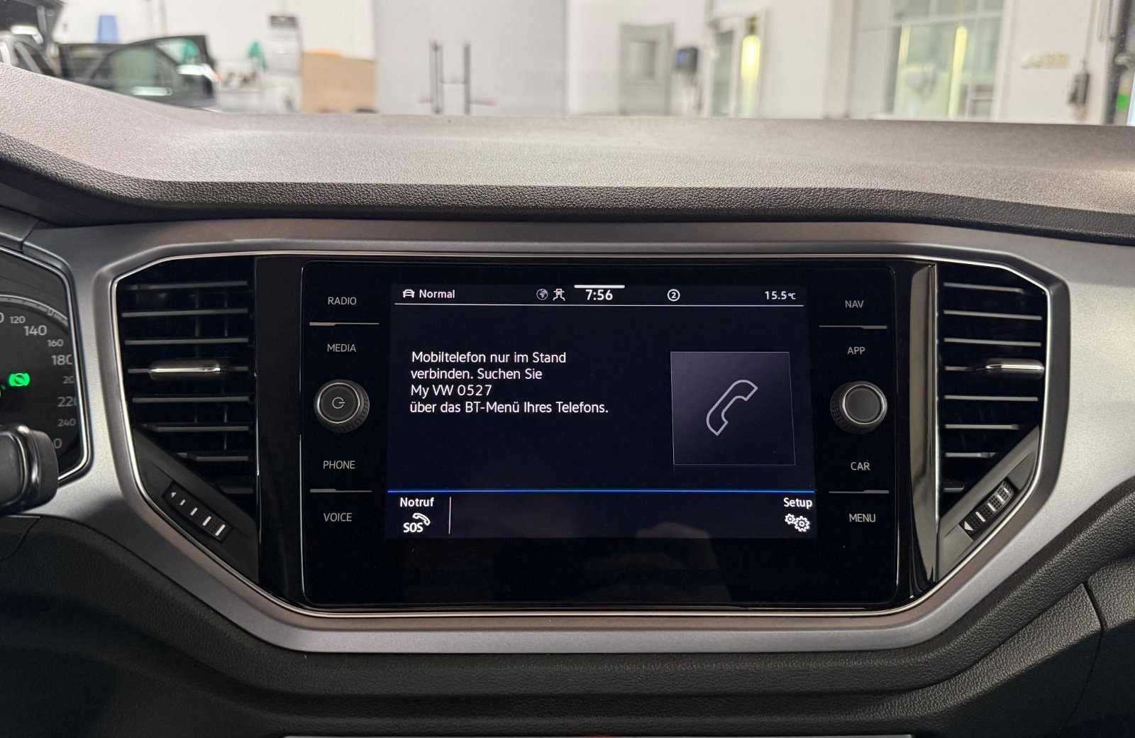 T-Roc 1.5 TSI Active DSG Navi ACC AHK 2xKlima LM