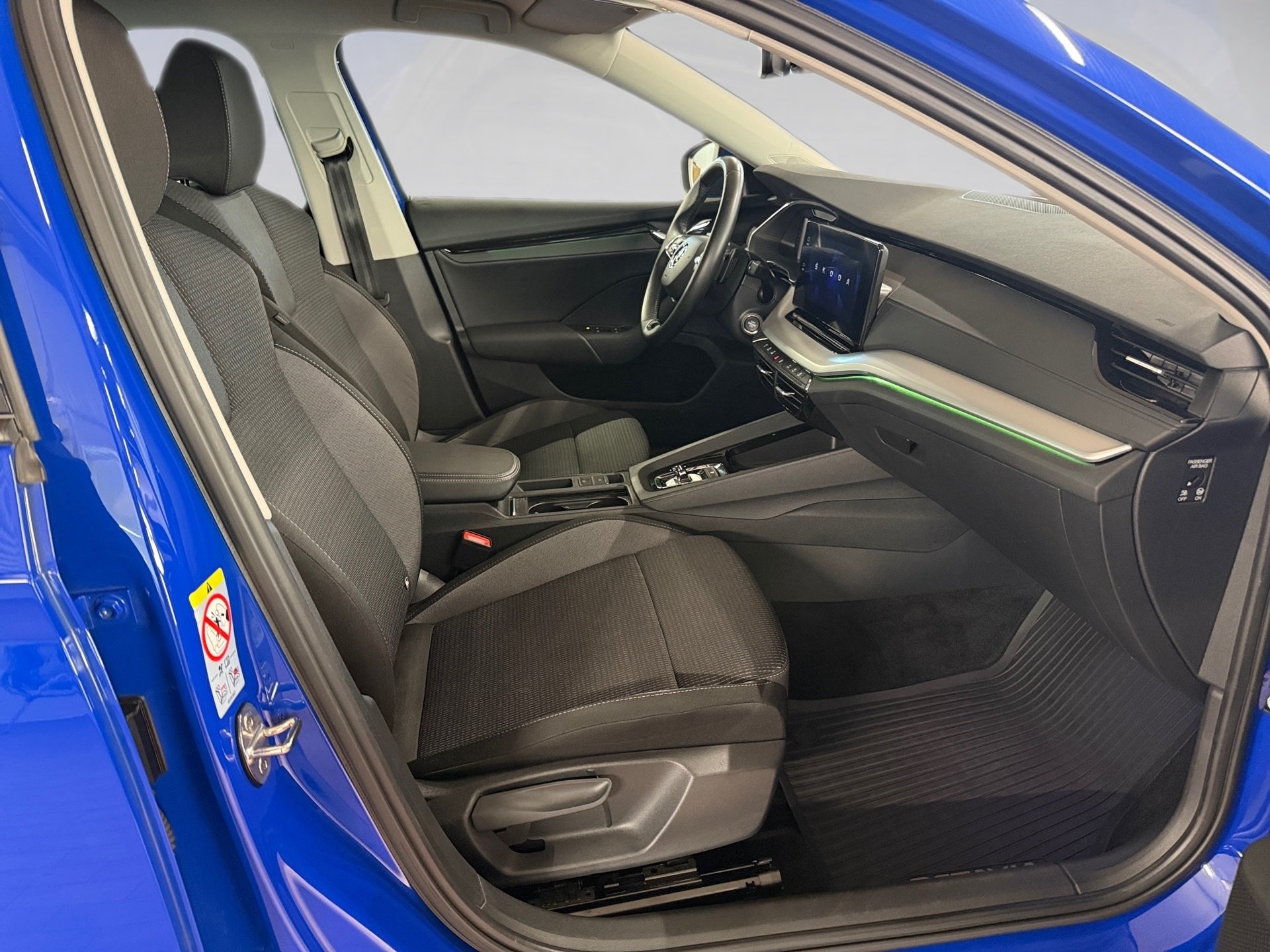 Octavia Combi 2.0 TDI Ambition DSG LED Navi ACC AHK PDC