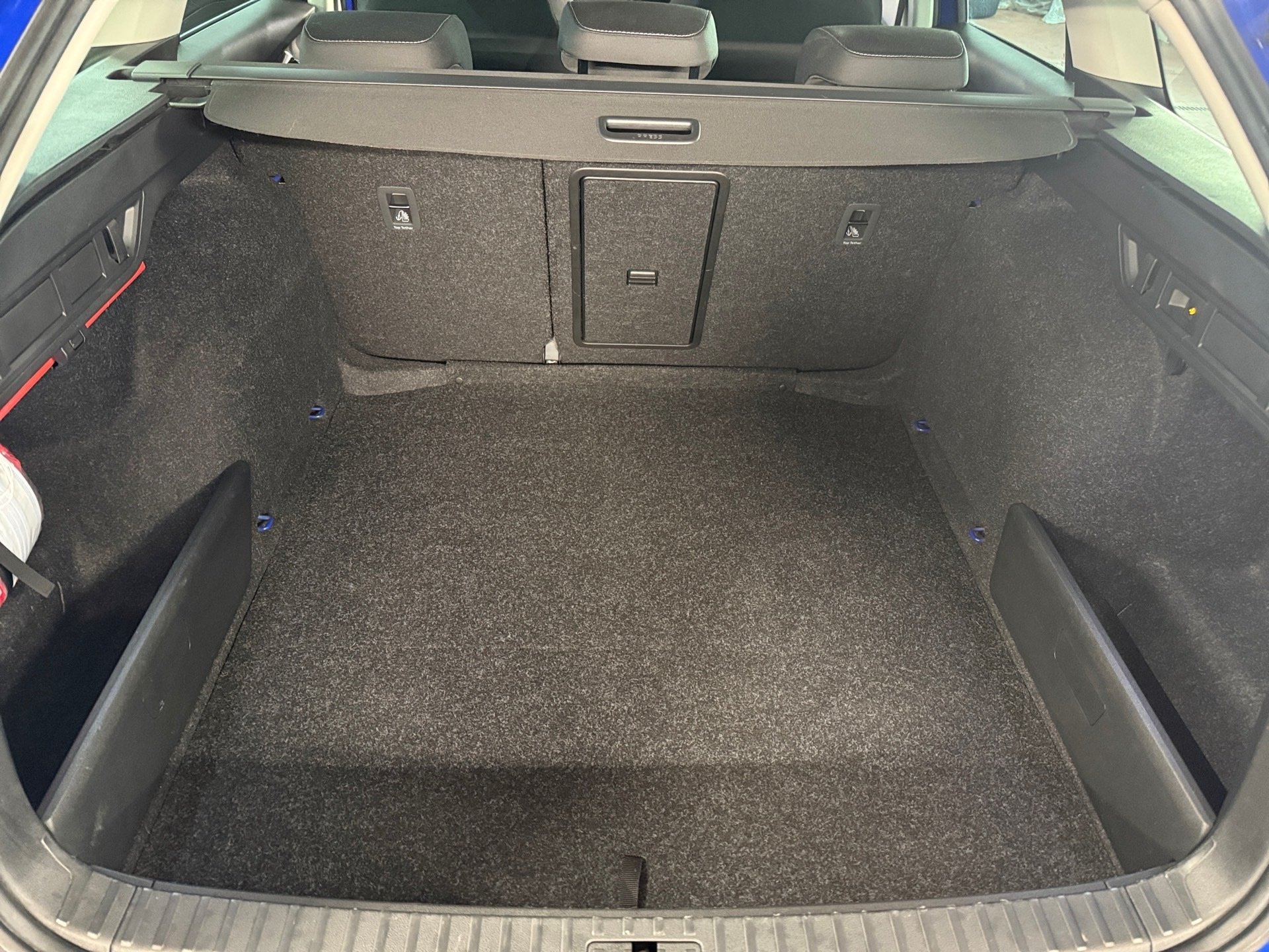 Octavia Combi 2.0 TDI Ambition DSG LED Navi ACC AHK PDC