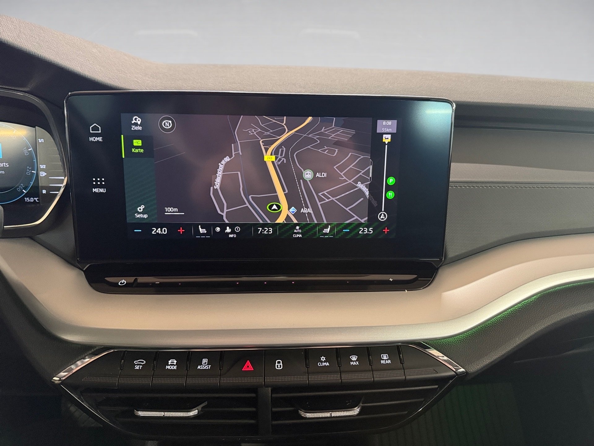 Octavia Combi 2.0 TDI Ambition DSG LED Navi ACC AHK PDC