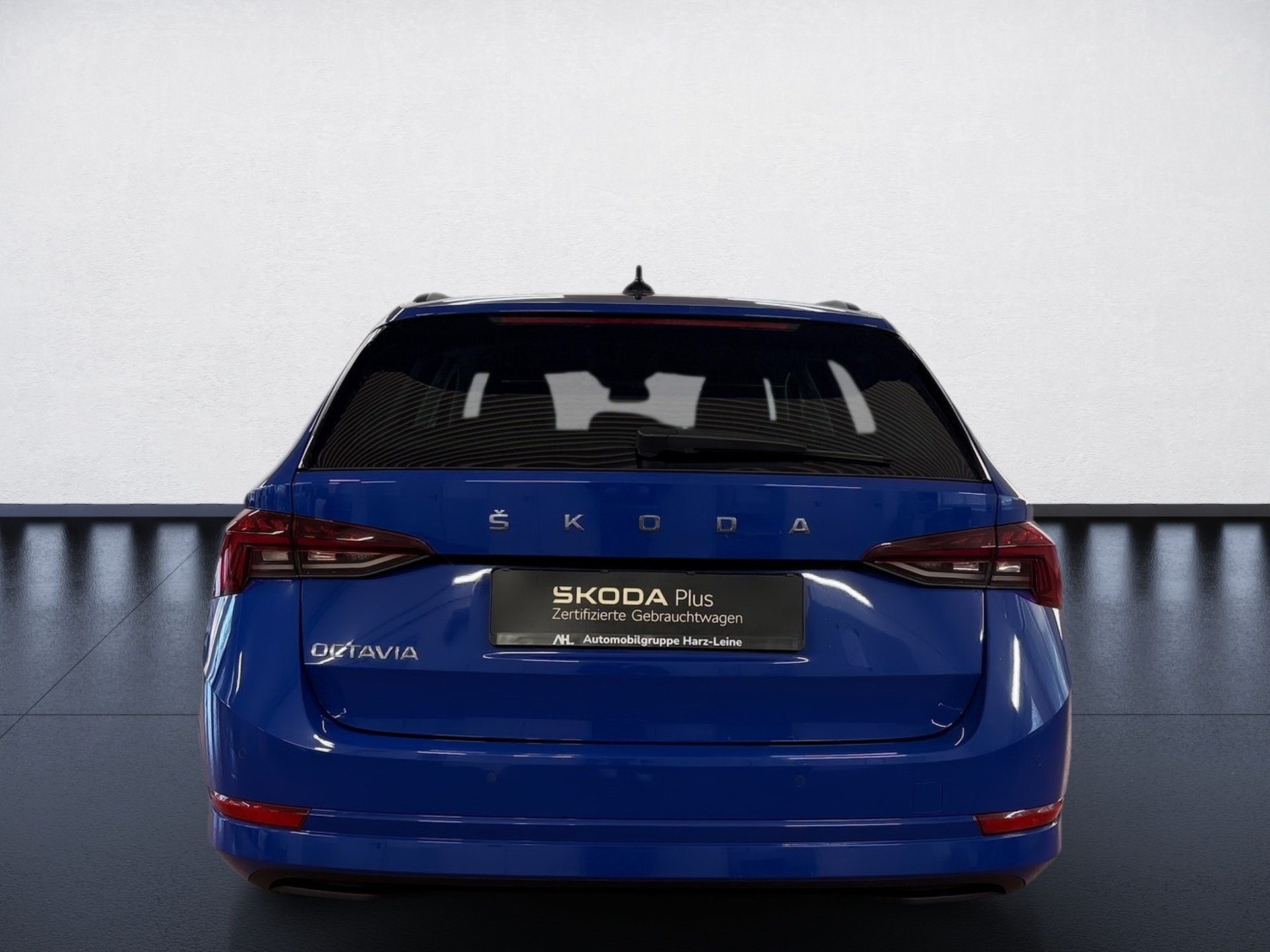 Octavia Combi 2.0 TDI Ambition DSG LED Navi ACC AHK PDC