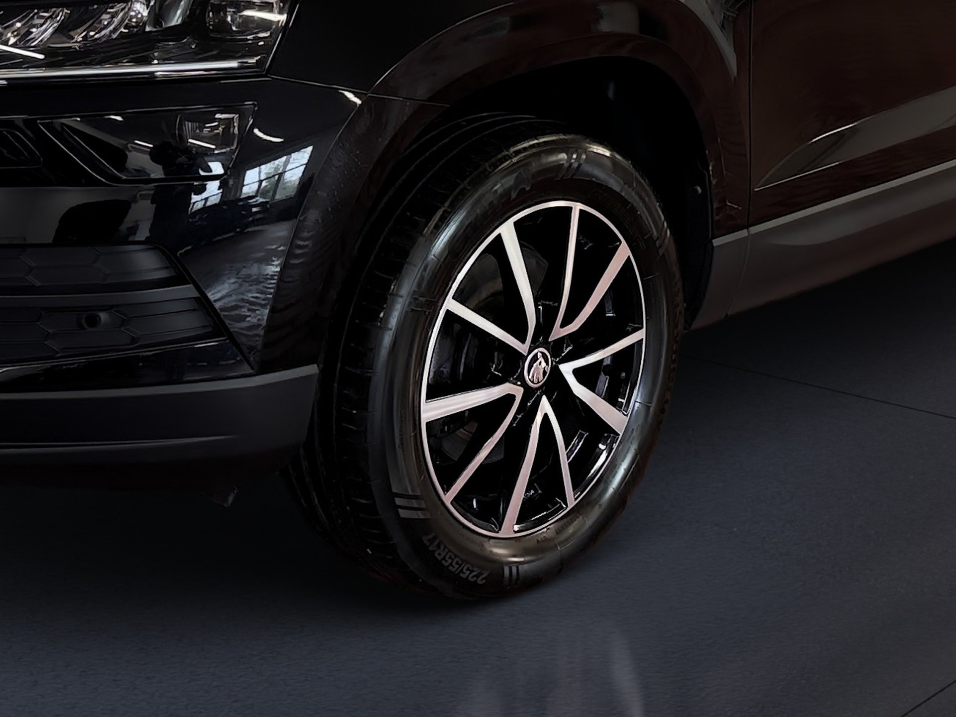 Karoq Style 2.0 TDI Style 4x4 DSG LED Navi ACC AHK