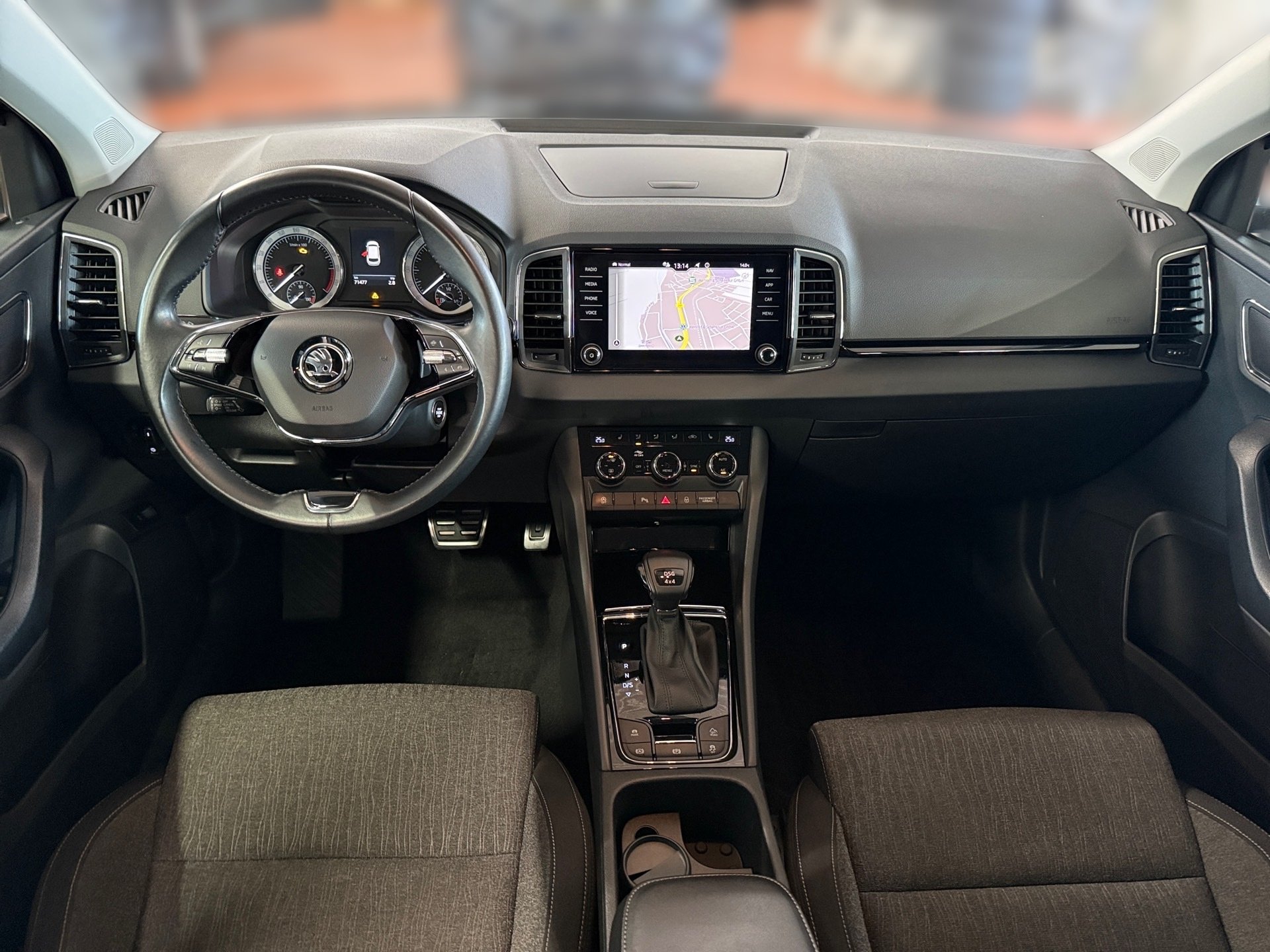 Karoq Style 2.0 TDI Style 4x4 DSG LED Navi ACC AHK