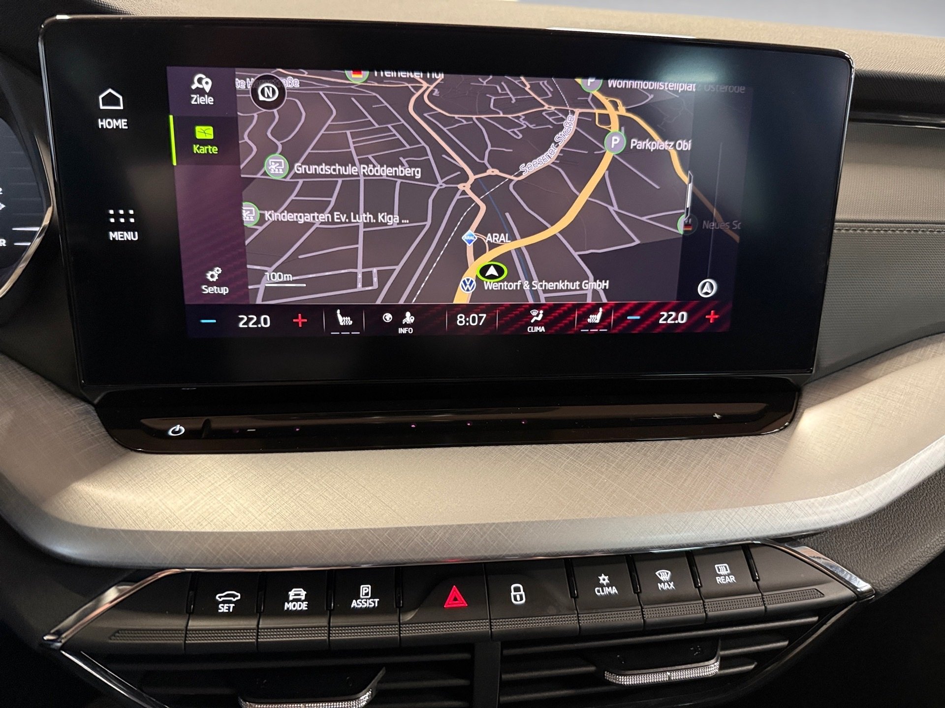 Octavia Combi 2.0 TDI Ambition DSG LED Navi ACC AHK