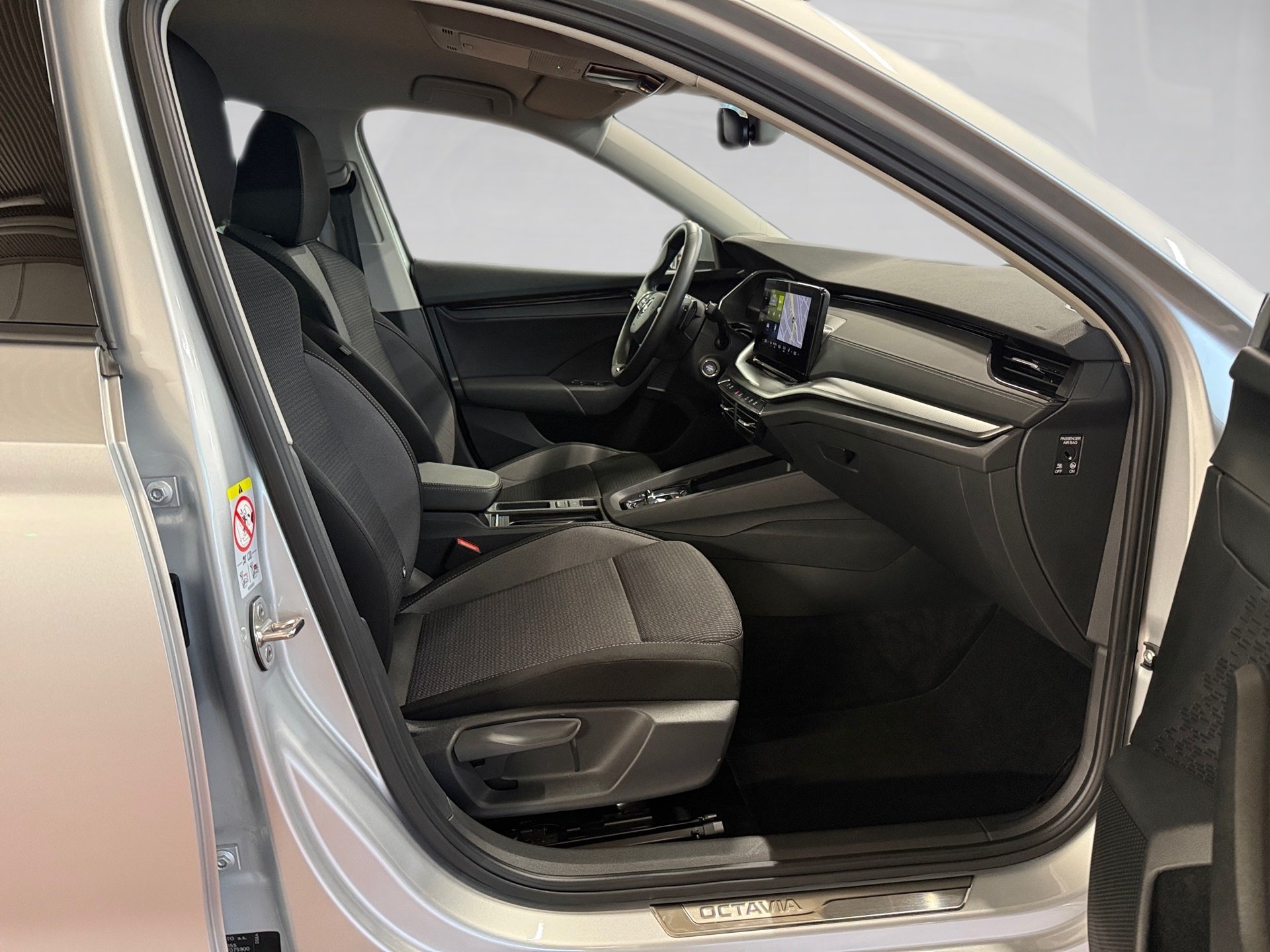 Octavia Combi 1.4 TSI iV Ambition DSG LED Navi SHZ