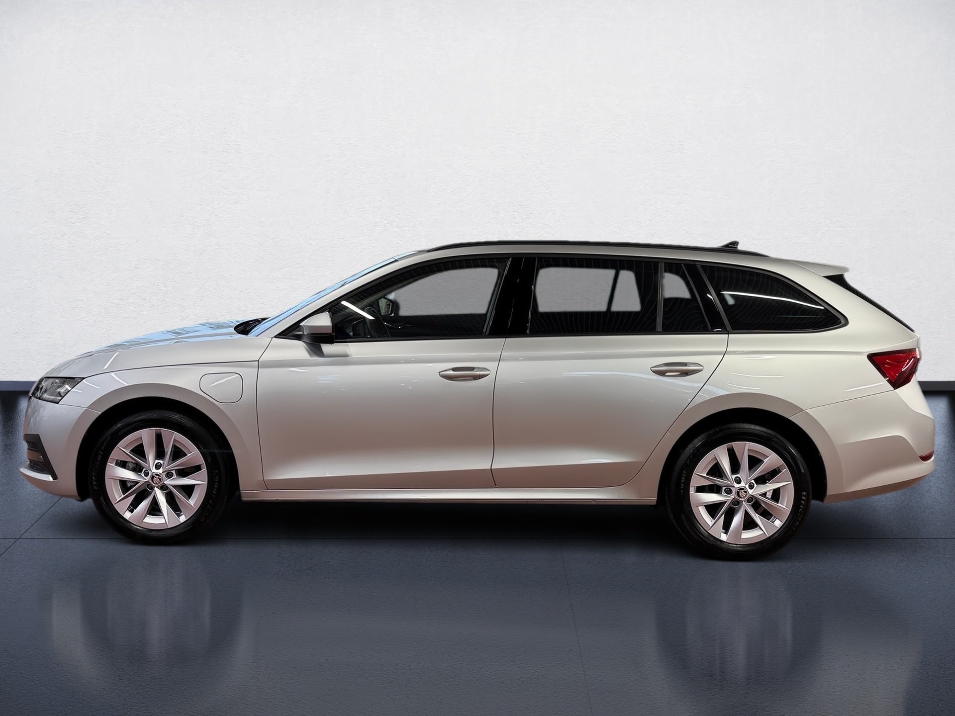 Octavia Combi 1.4 TSI iV Ambition DSG LED Navi SHZ