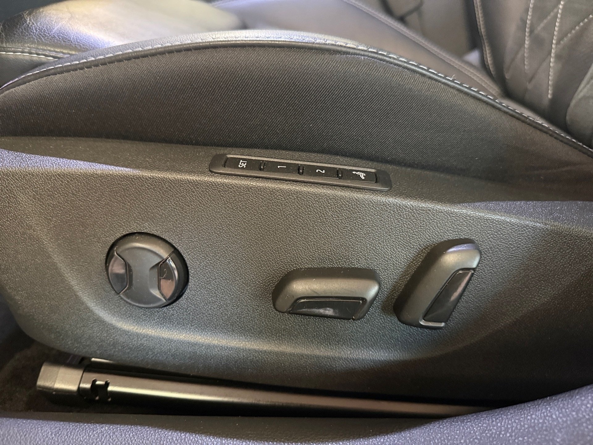 Octavia Combi RS iV 1.4 TSI DSG LED Navi ACC HuD