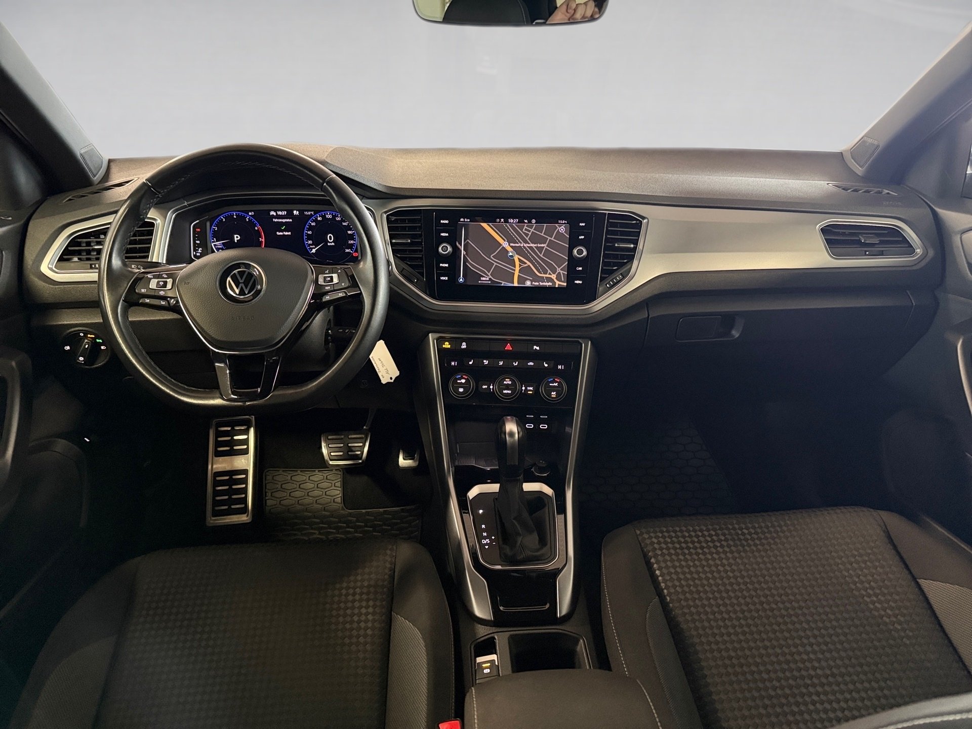 T-Roc 1.5 TSI Active DSG LED Navi ACC RFK ACC LM