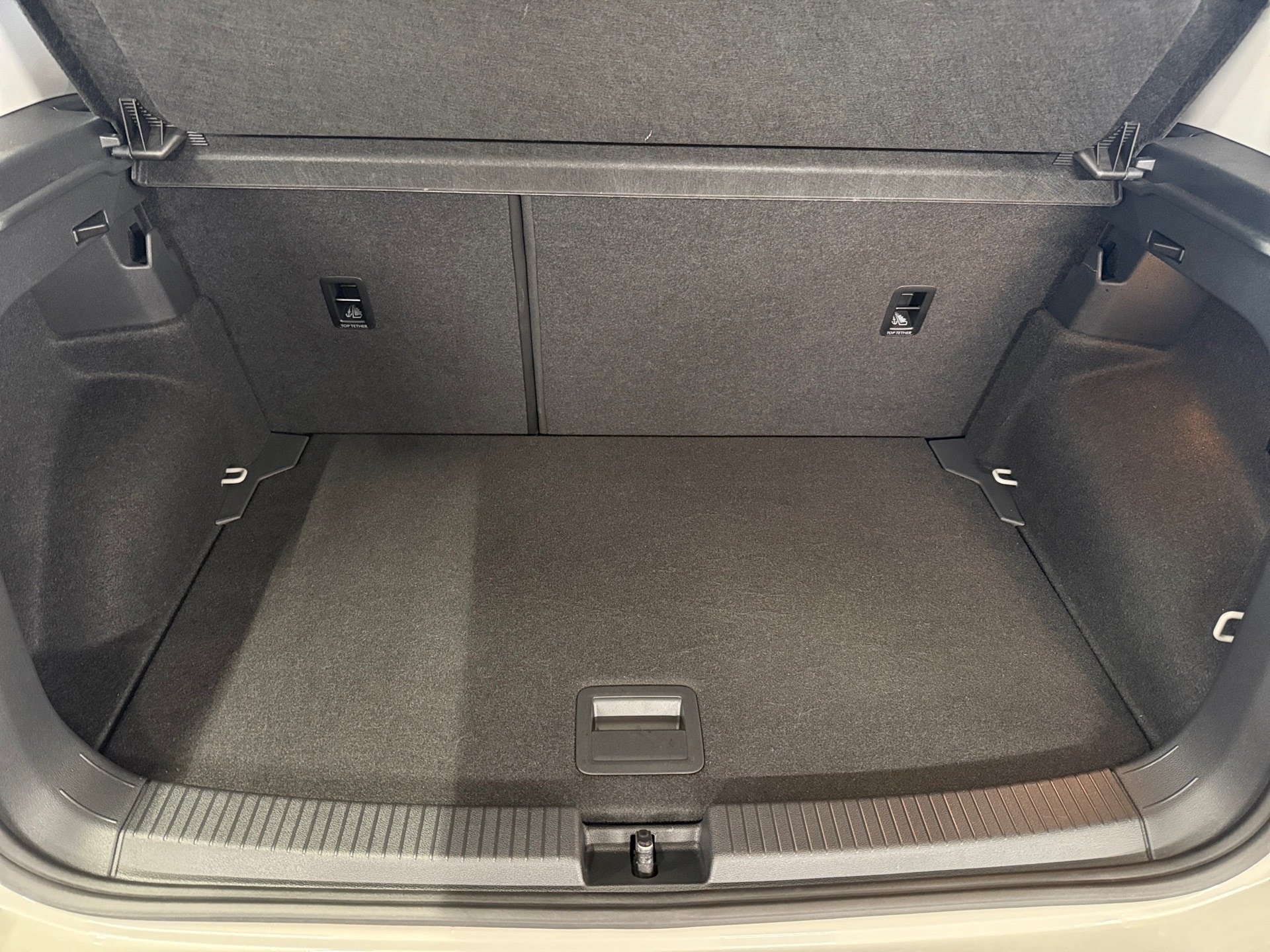 T-Cross 1.0 TSI Life LED Navi ACC Sitzhzg. App-Connect