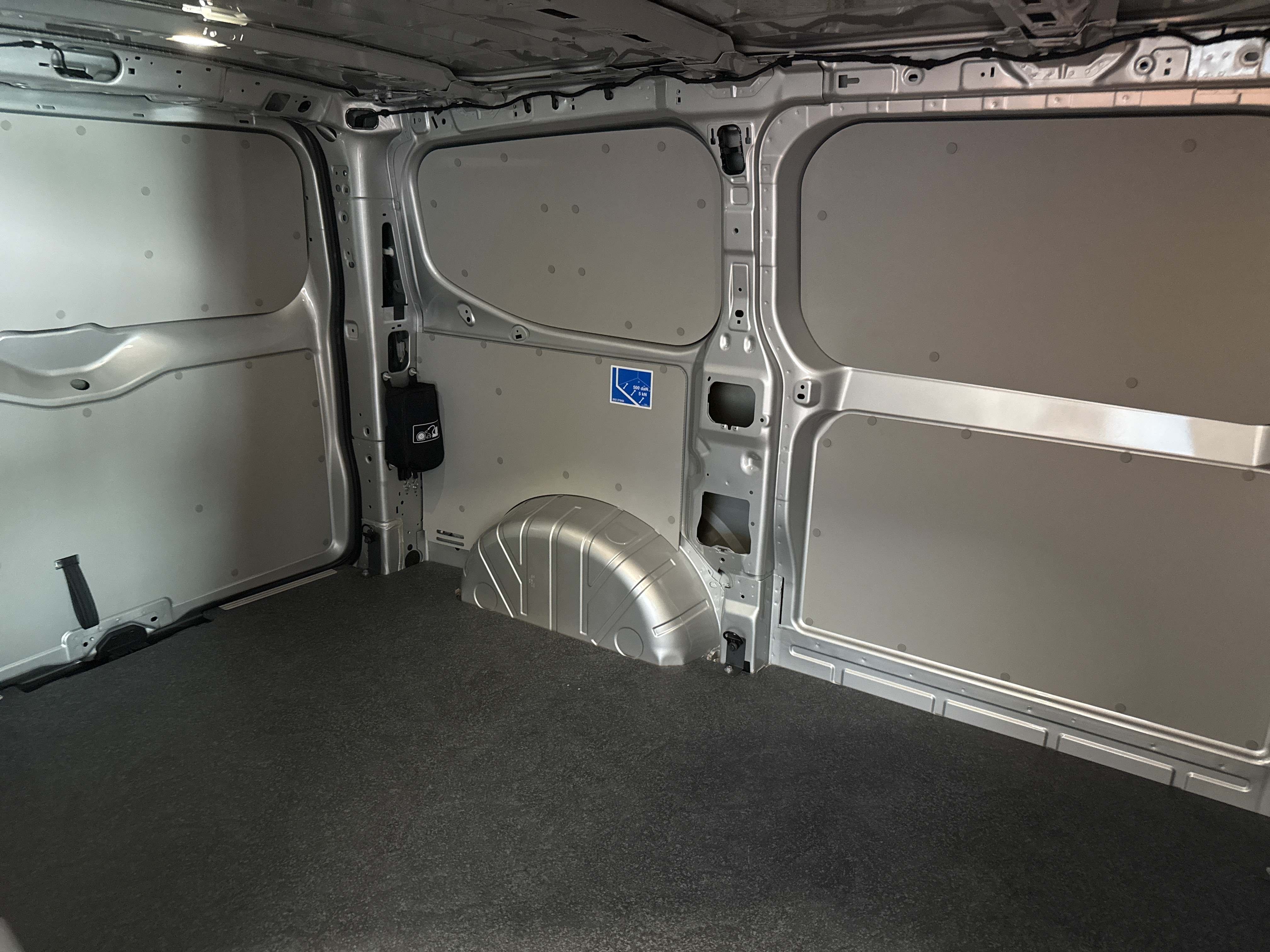 NFZ Transporter Kasten 2.0 l TDI