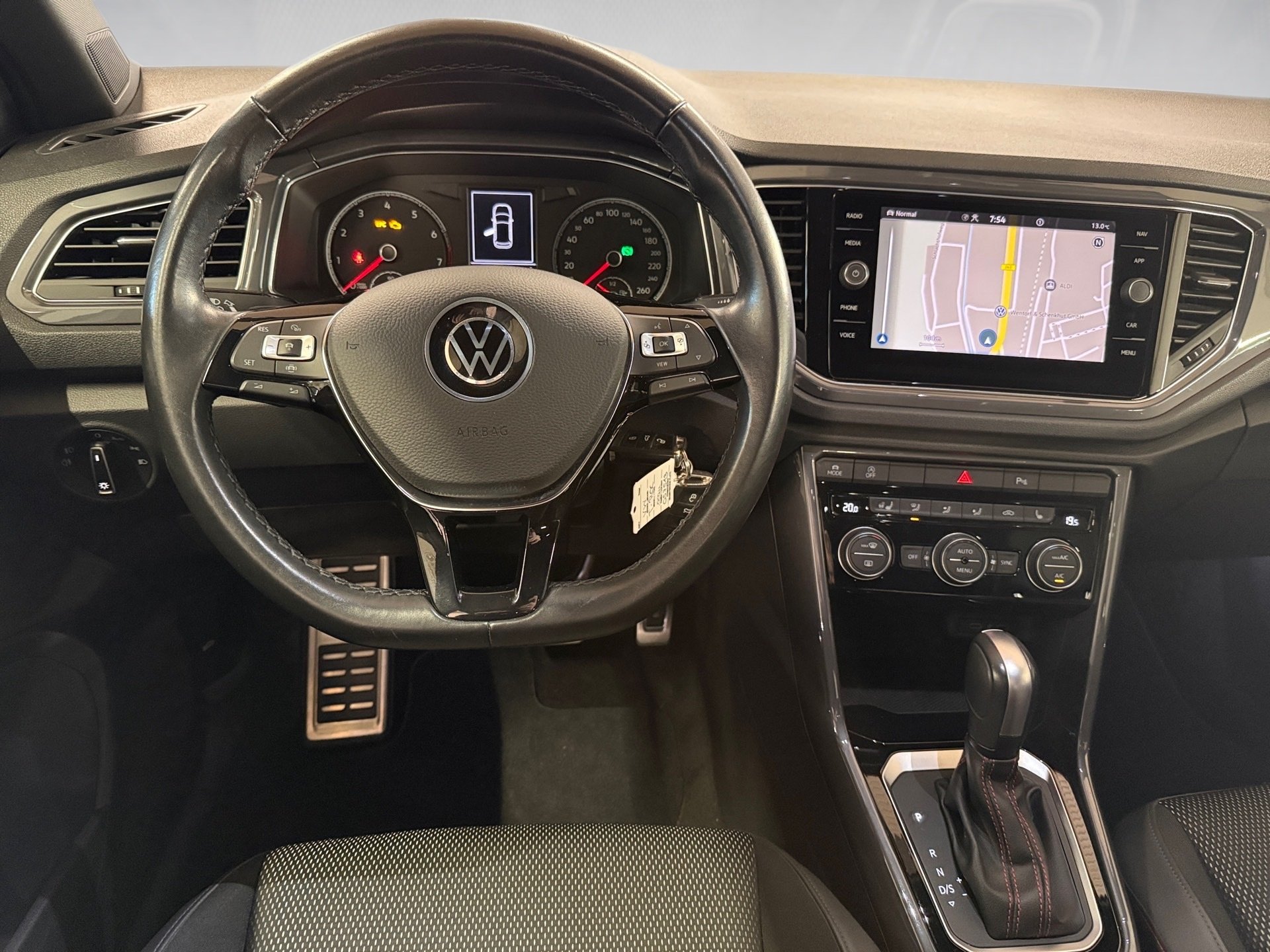 T-Roc 1.5 TSI Sport DSG Navi ACC PDC SHZ 2xKlima