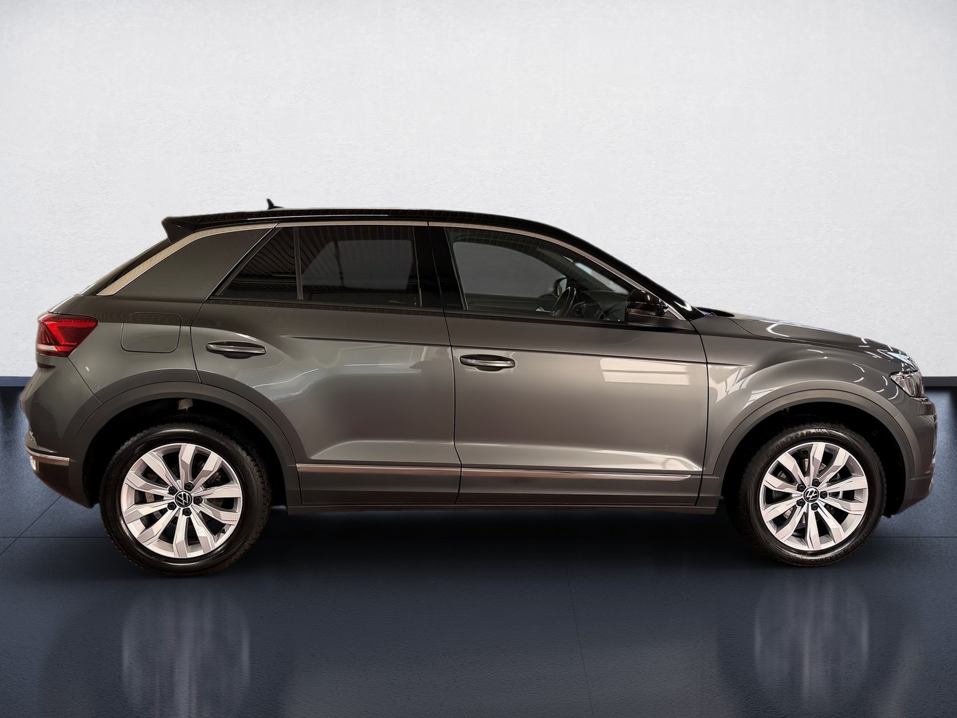 T-Roc 1.5 TSI Sport DSG Navi ACC PDC SHZ 2xKlima