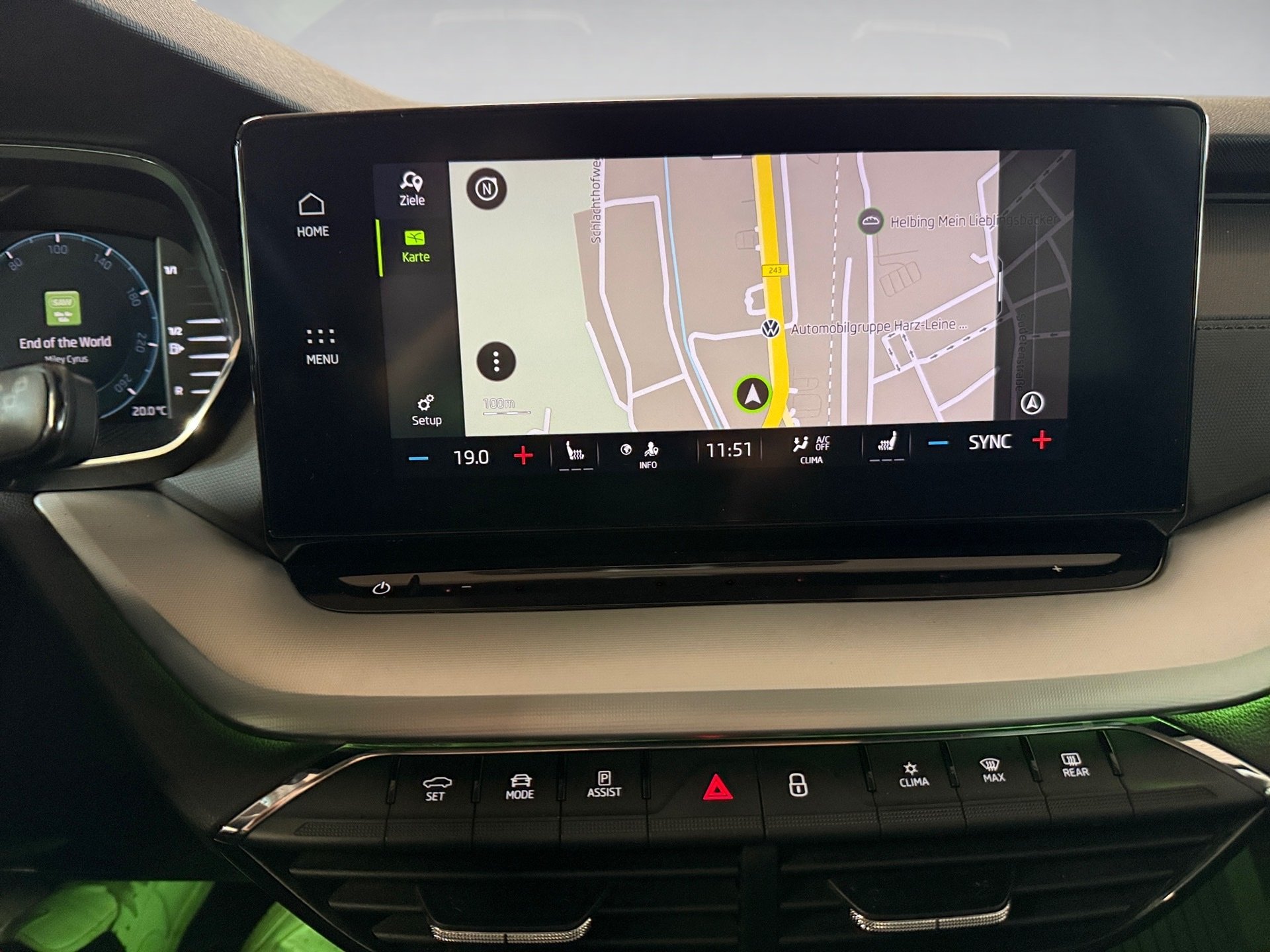 Octavia Combi 2.0 TDI Clever LED Navi ACC AHK PDC