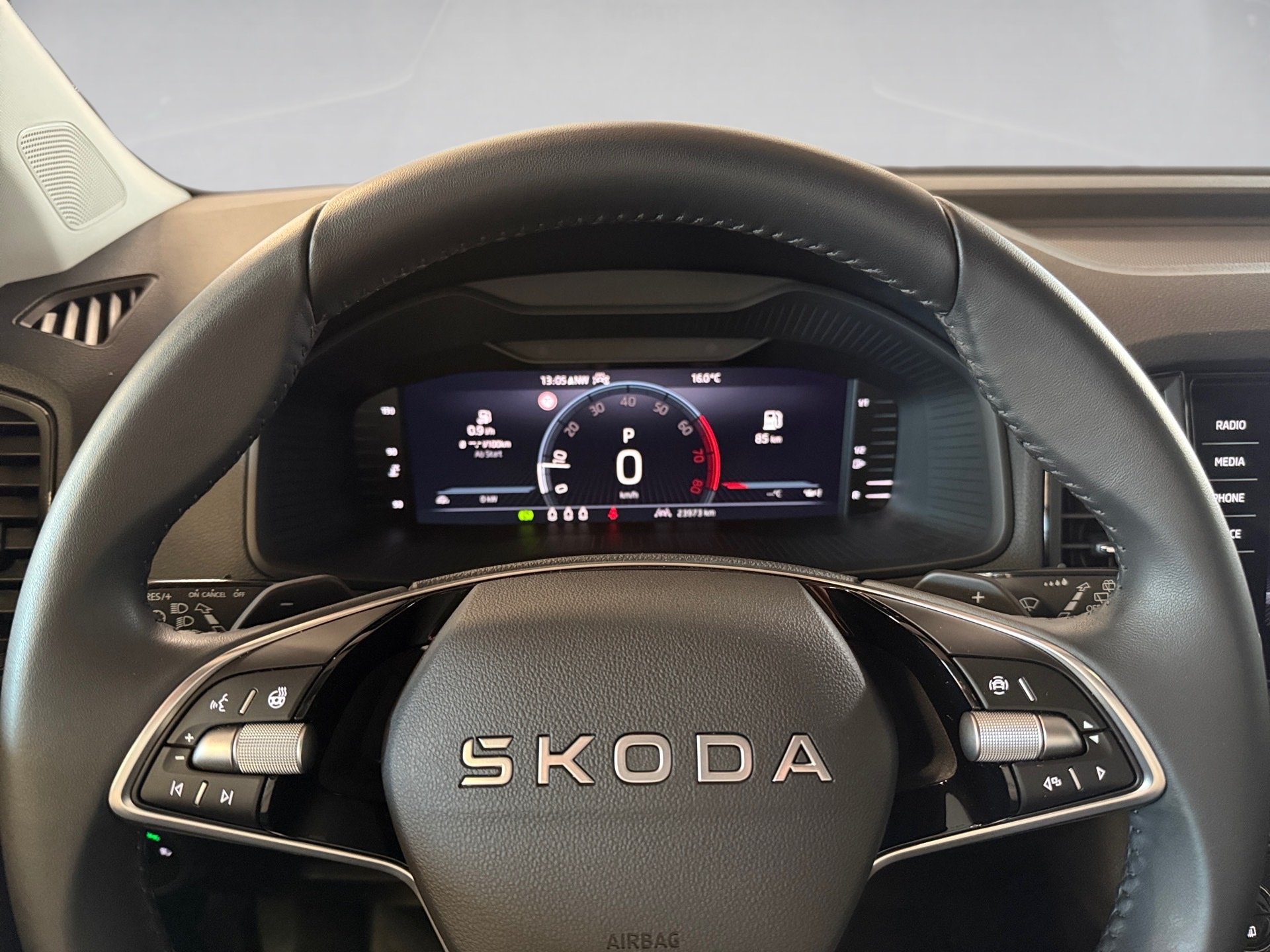 Karoq Tour 1.5 TSI DSG *ab sofort*