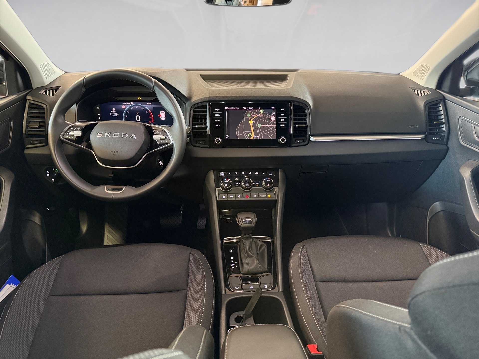 Karoq Tour 1.5 TSI DSG *ab sofort*