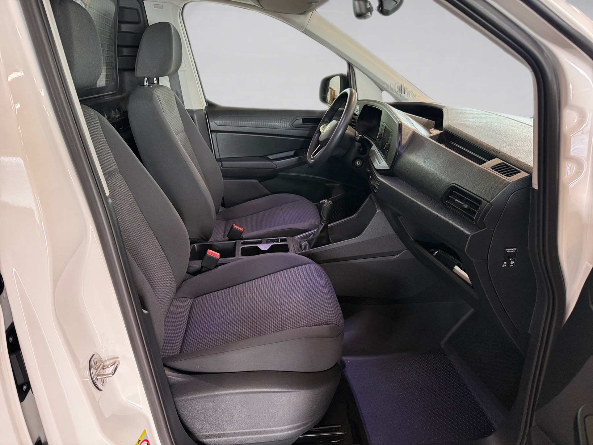Caddy Cargo 2.0 TDI Klima AHK SHZ Bluetooth AHK