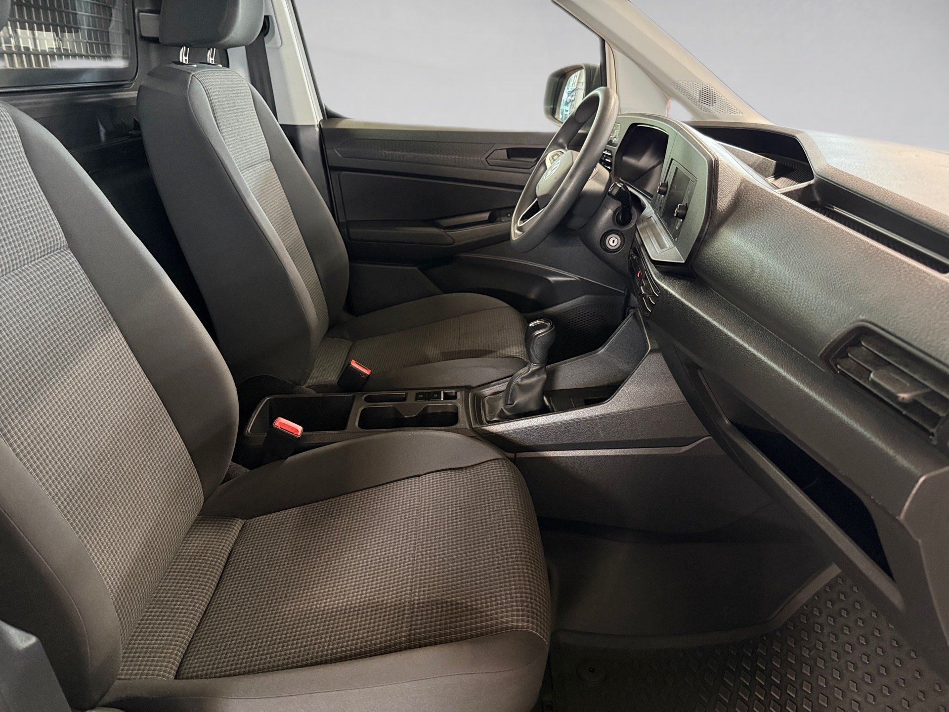 Caddy Cargo 2.0 TDI Klima AHK SHZ Bluetooth AHK