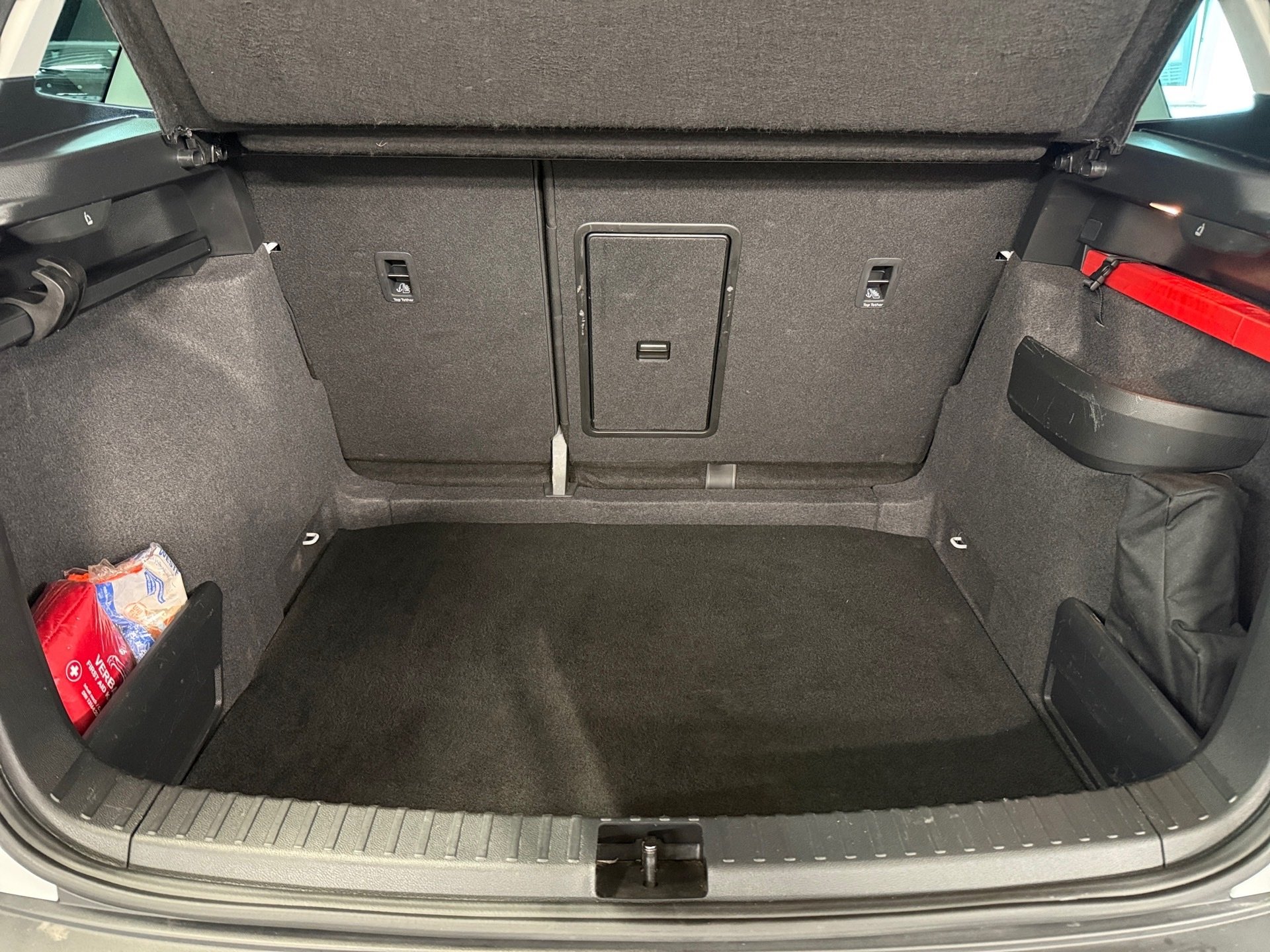 Karoq 2.0 TDI Ambition 4x4 DSG LED Navi ACC AHK