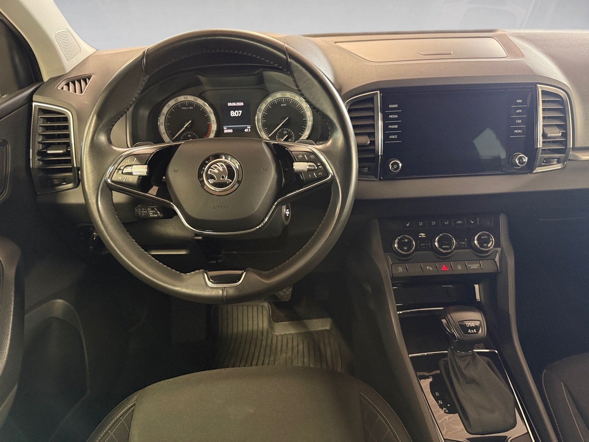 Karoq 2.0 TDI Ambition 4x4 DSG LED Navi ACC AHK