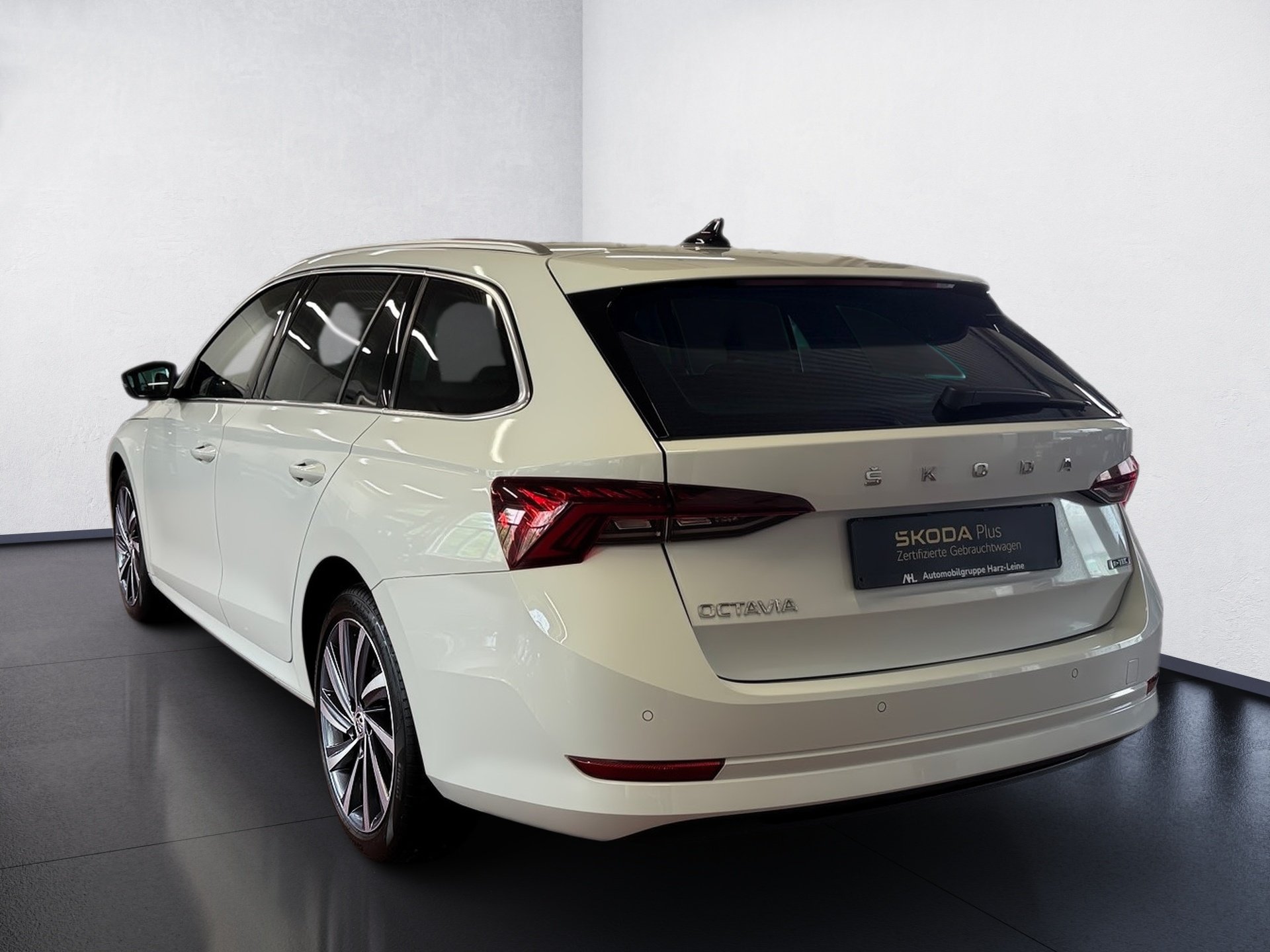 Octavia Combi 1.5 TSI e-TEC Style DSG LED Navi ACC HuD Pano