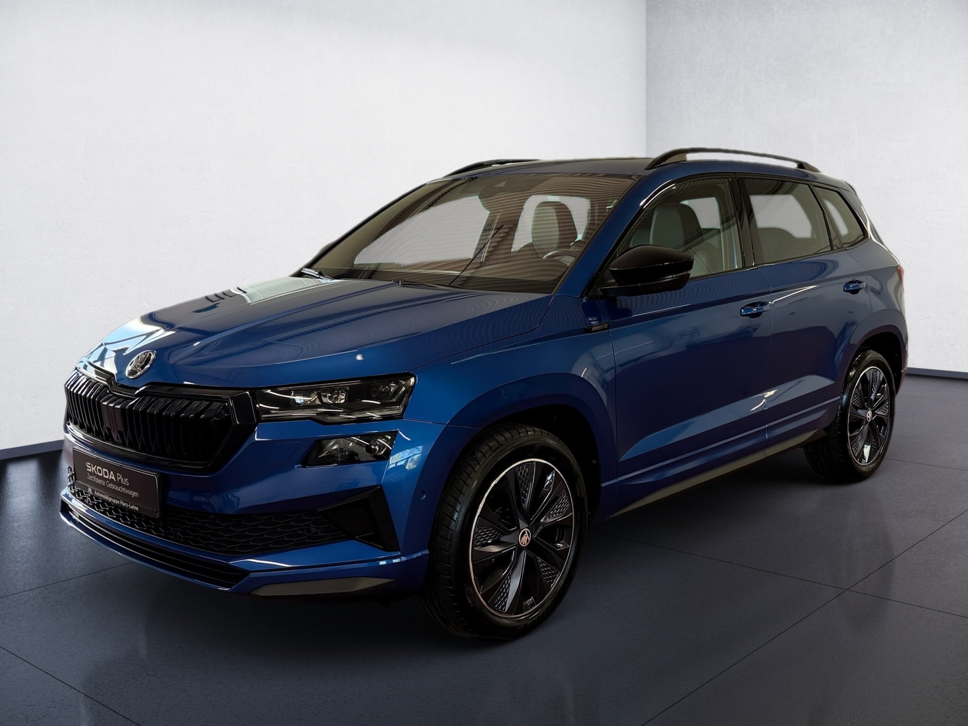 Karoq 2.0 TSI Sportline 4x4 DSG Matrix Pano AHK Standhzg.