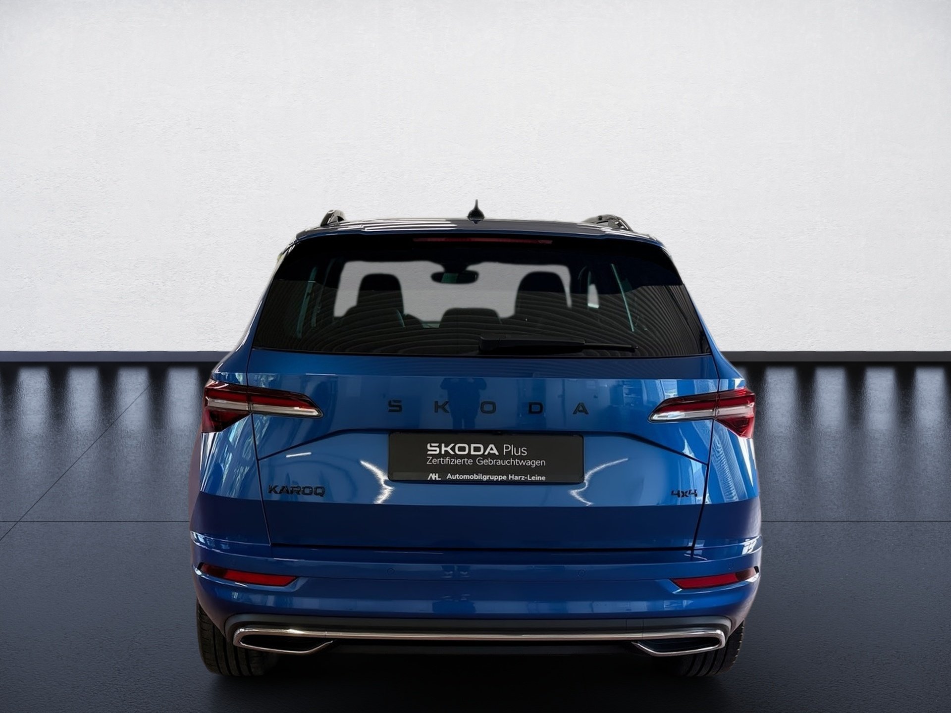 Karoq 2.0 TSI Sportline 4x4 DSG Matrix Pano AHK Standhzg.