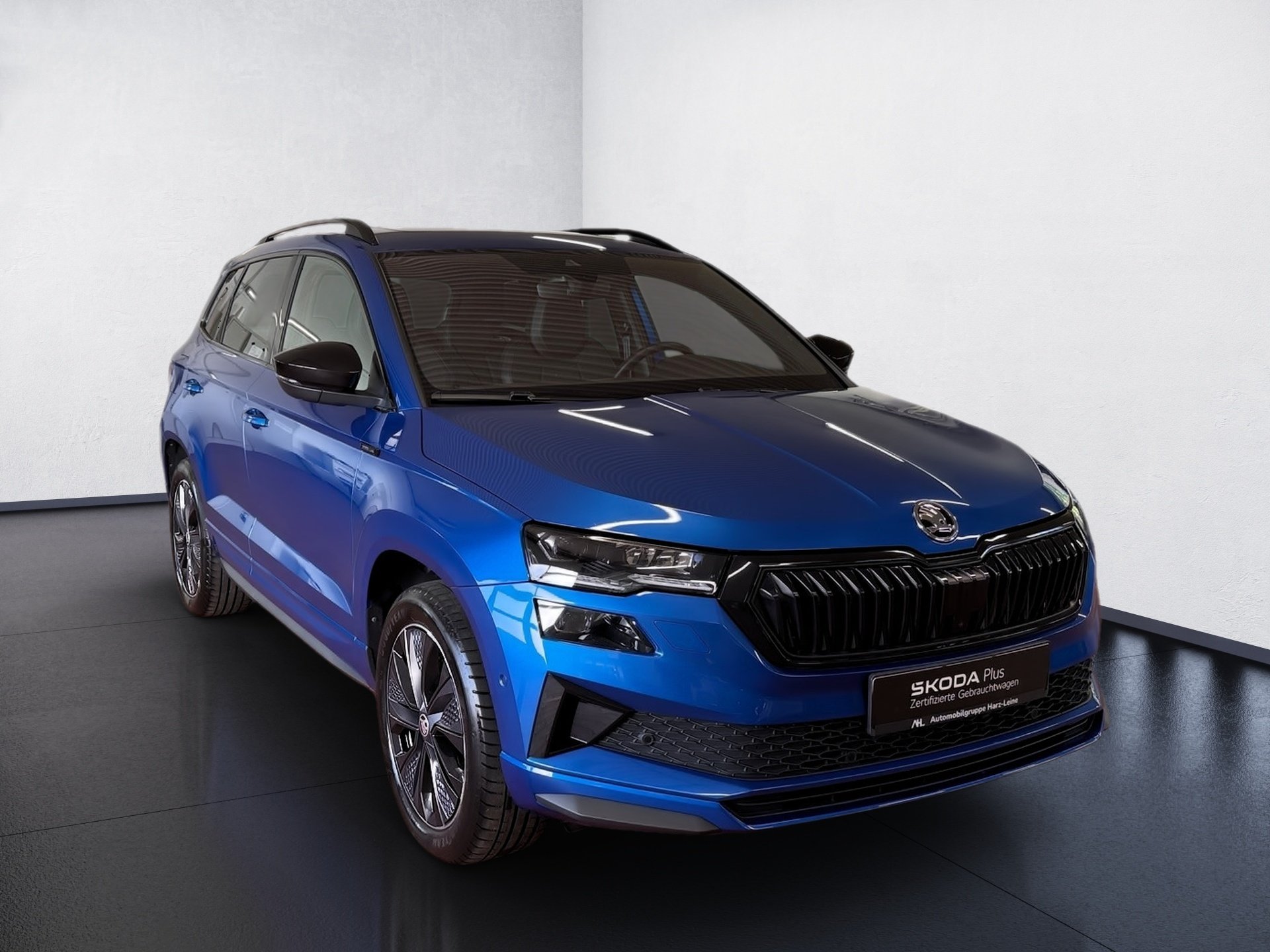 Karoq 2.0 TSI Sportline 4x4 DSG Matrix Pano AHK Standhzg.