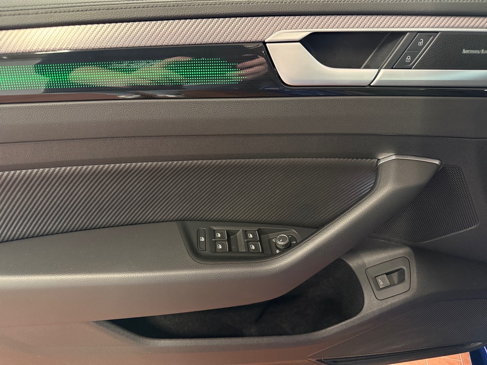 Arteon Shootingbrake R 2.0 TSI 4M DSG Matrix Navi AHK ACC