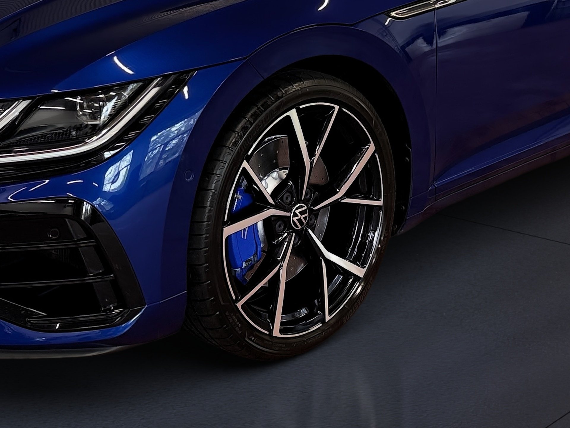 Arteon Shootingbrake R 2.0 TSI 4M DSG Matrix Navi AHK ACC