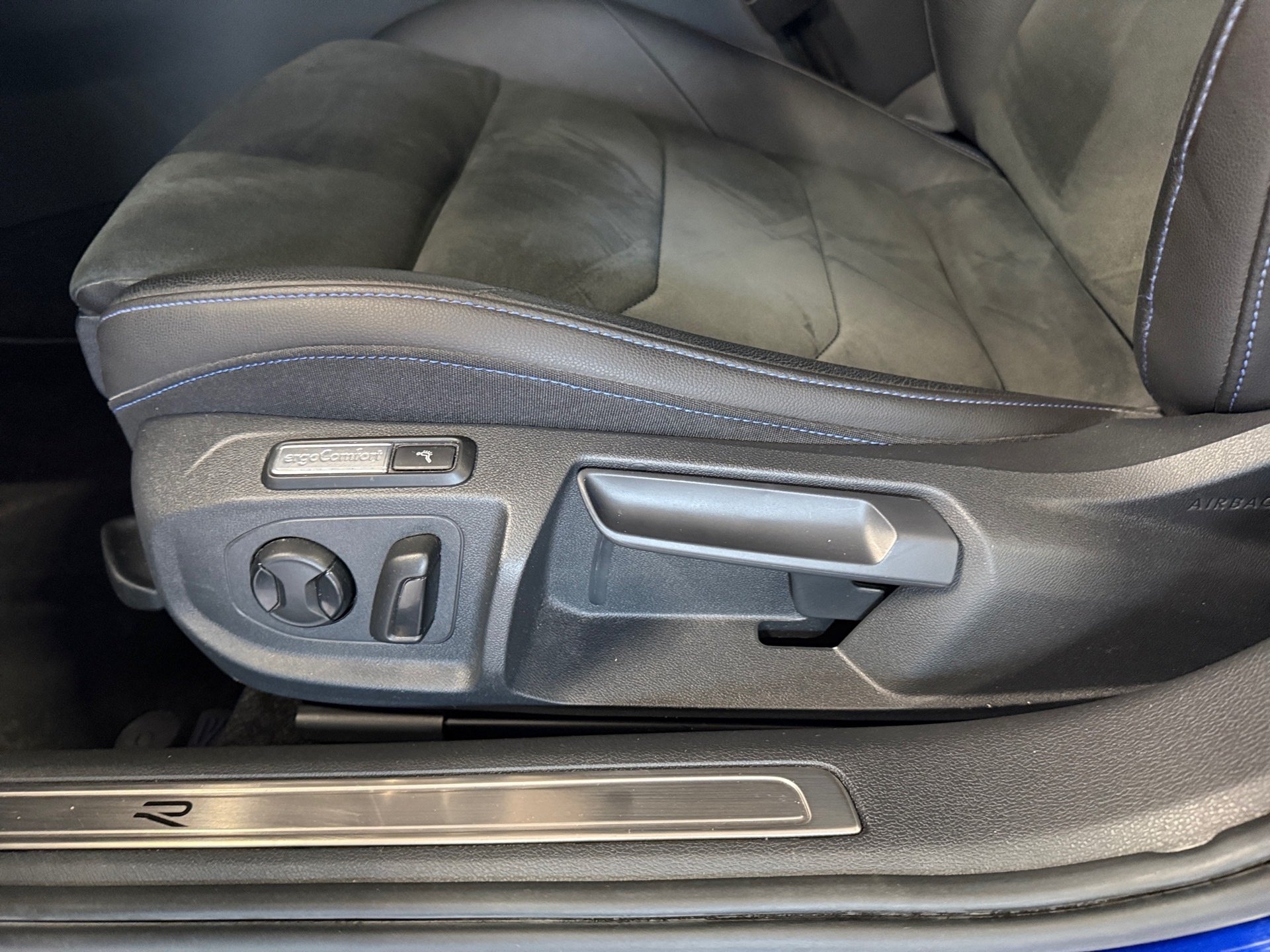 Arteon Shootingbrake R 2.0 TSI 4M DSG Matrix Navi AHK ACC