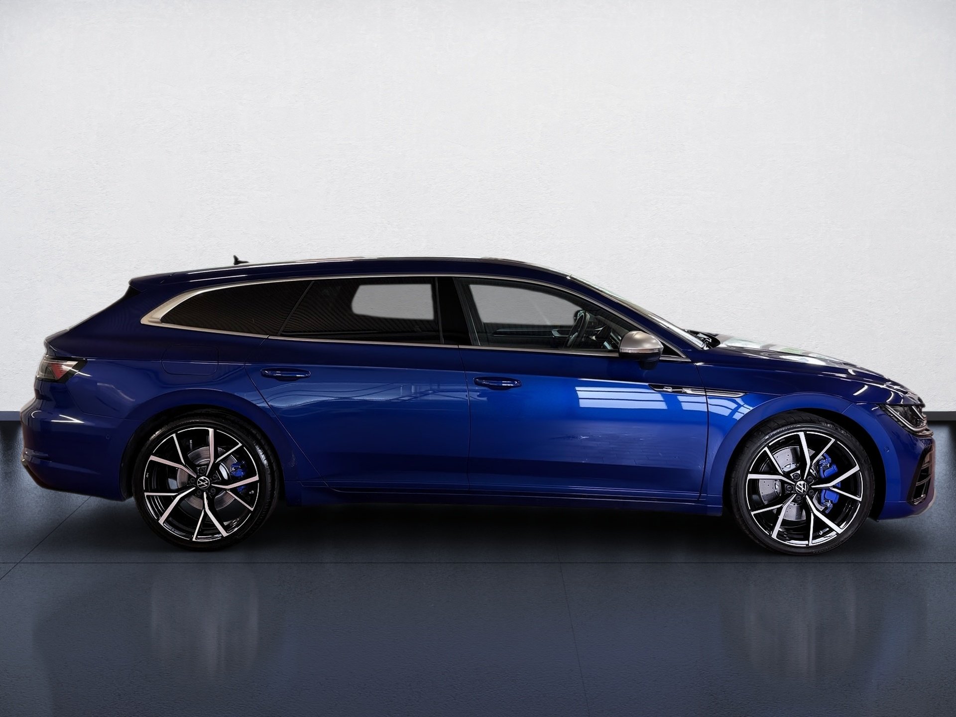 Arteon Shootingbrake R 2.0 TSI 4M DSG Matrix Navi AHK ACC