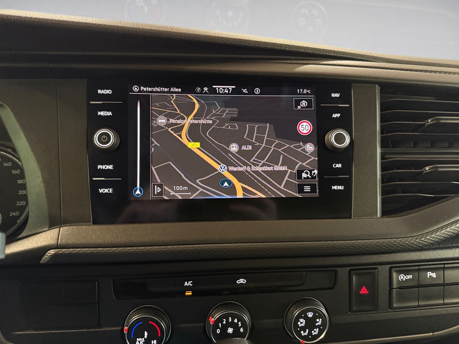 T6.1 Kastenwagen 2.0 TDI DSG Klima Navi PDC